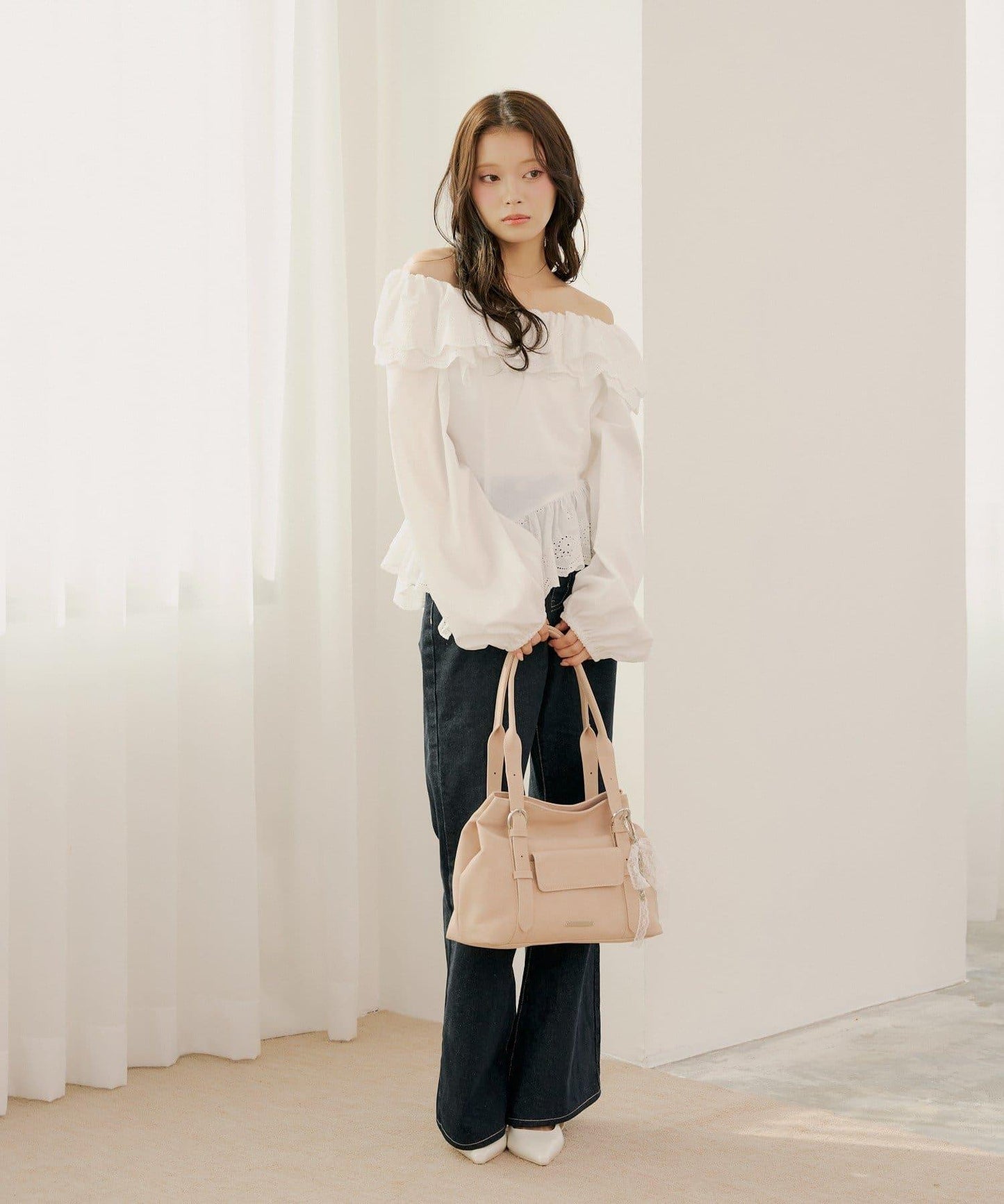 棉質蕾絲露肩女襯衫