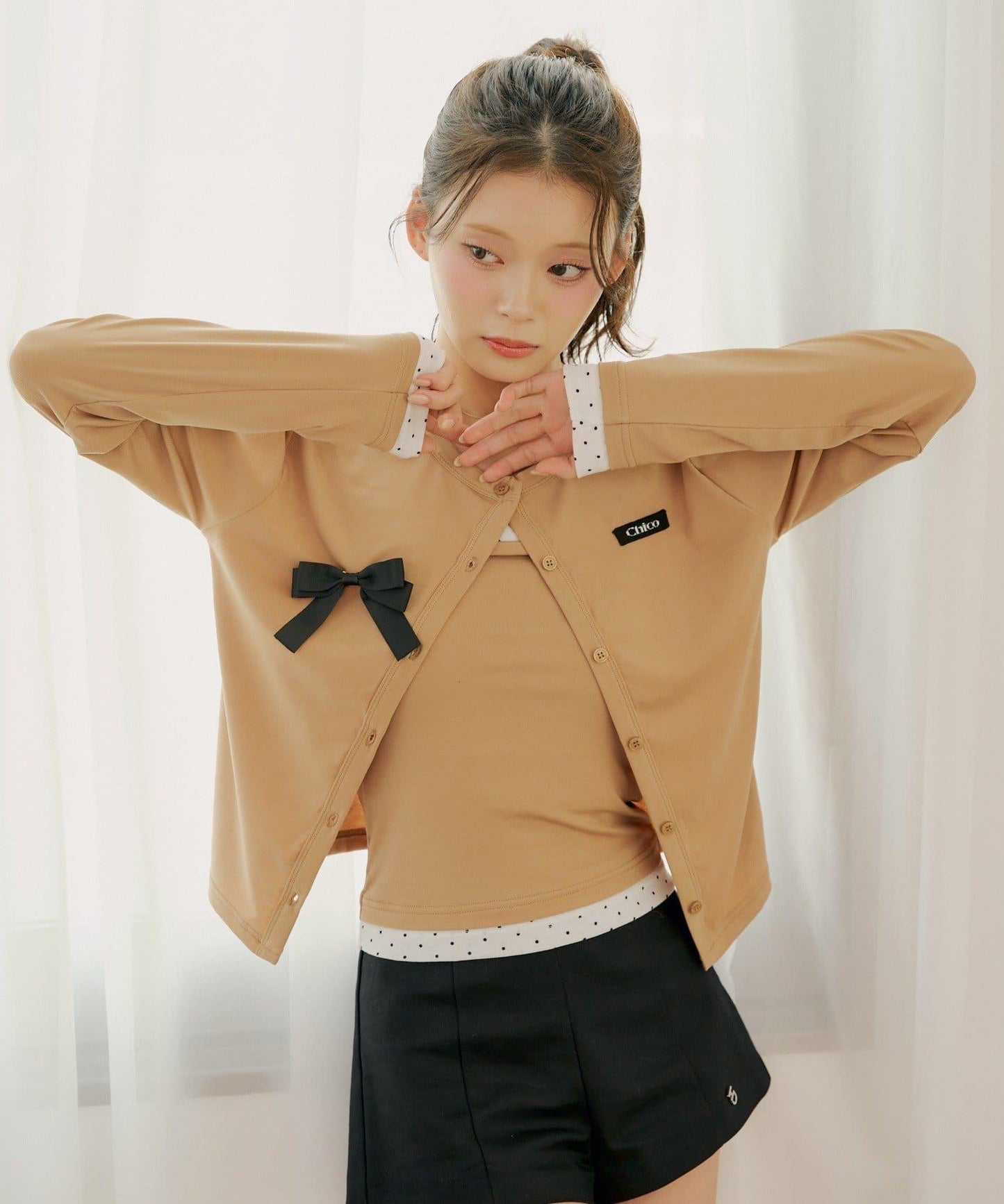 短款針織開衫＋抹胸上衣套裝