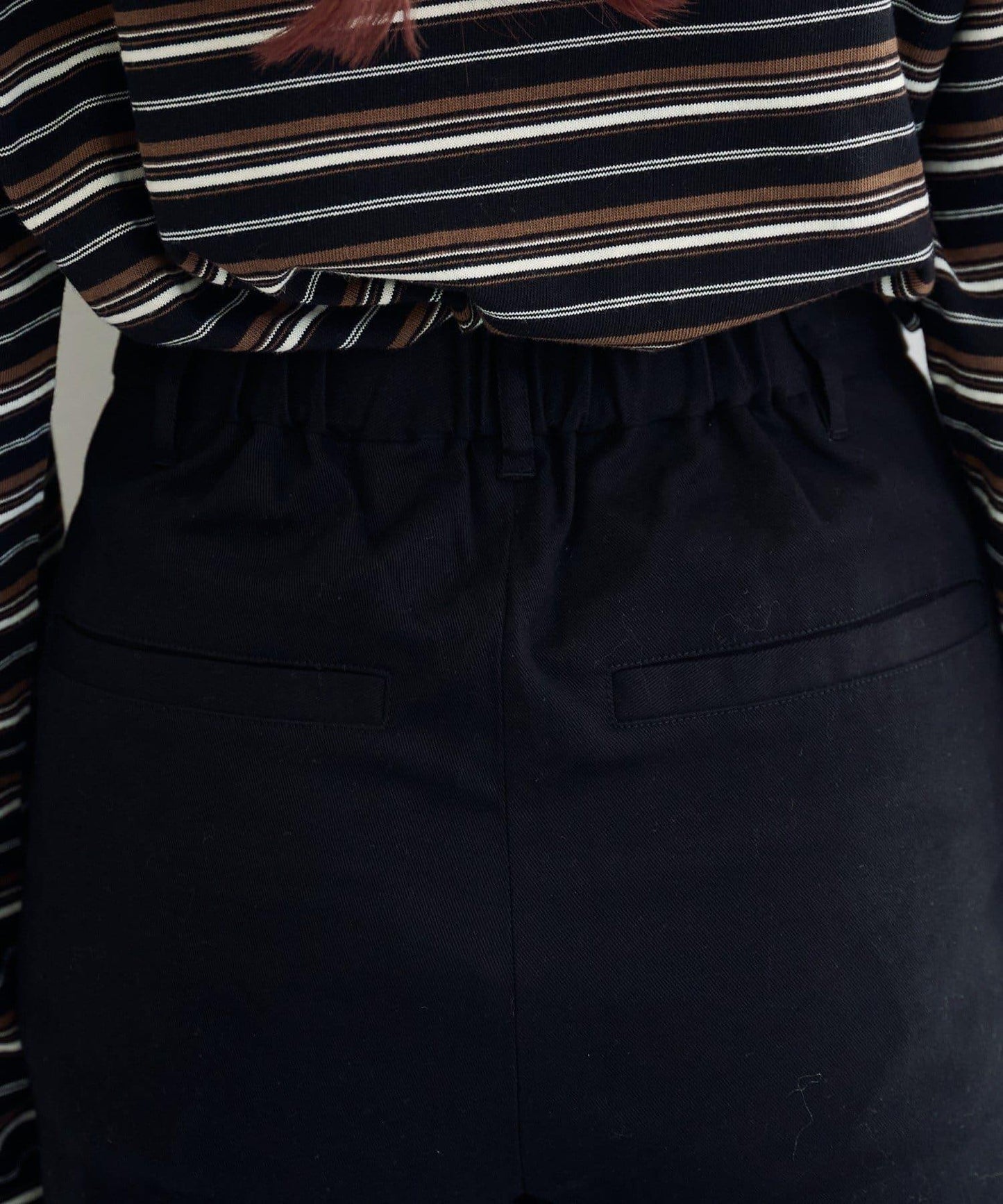 荷葉邊設計 卡普里褲