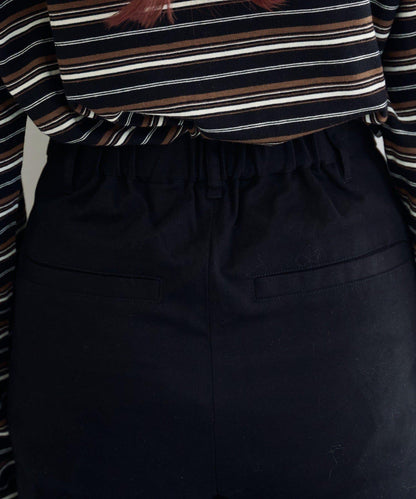 荷葉邊設計 卡普里褲