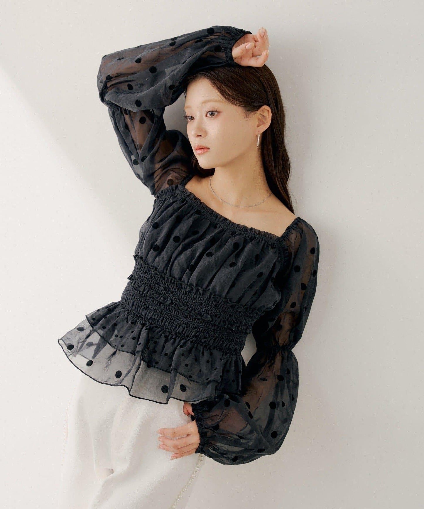 SALON by Chico 可拆卸袖荷葉擺褶皺襯衫