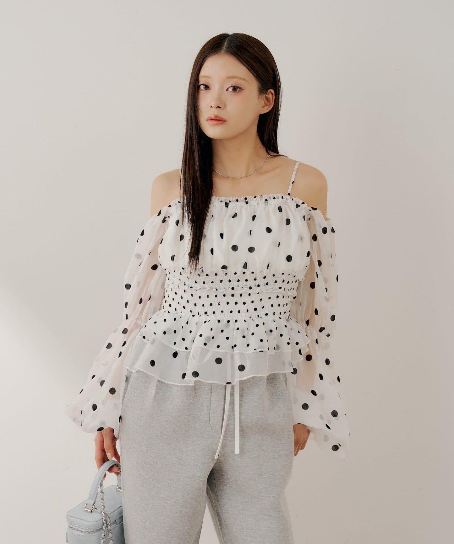 SALON by Chico 可拆卸袖荷葉擺褶皺襯衫