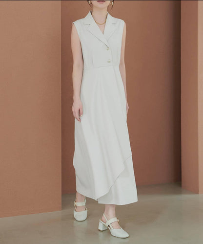 金扣西裝領連衣裙