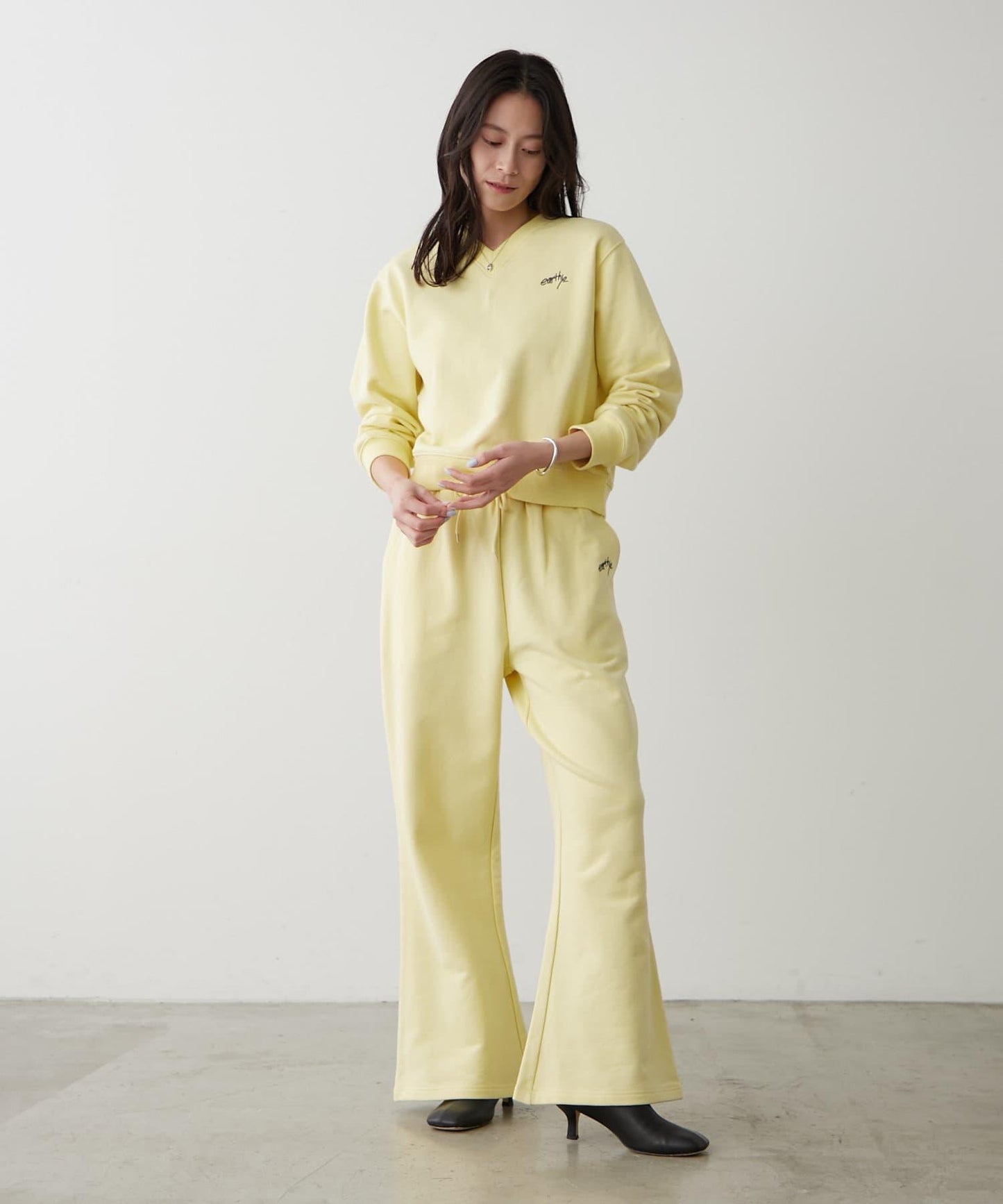 earthy_ 有機棉 V領設計 衛衣