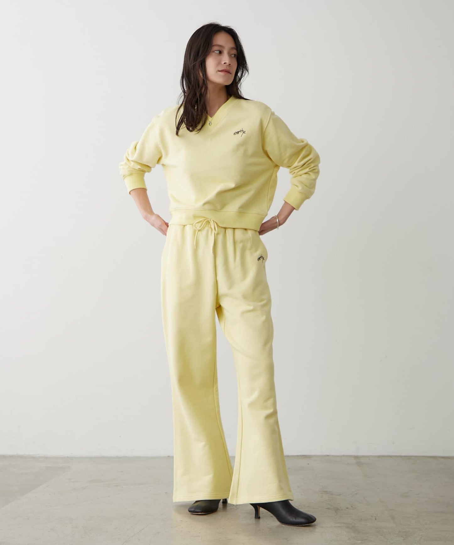 earthy_ 有機棉 V領設計 衛衣