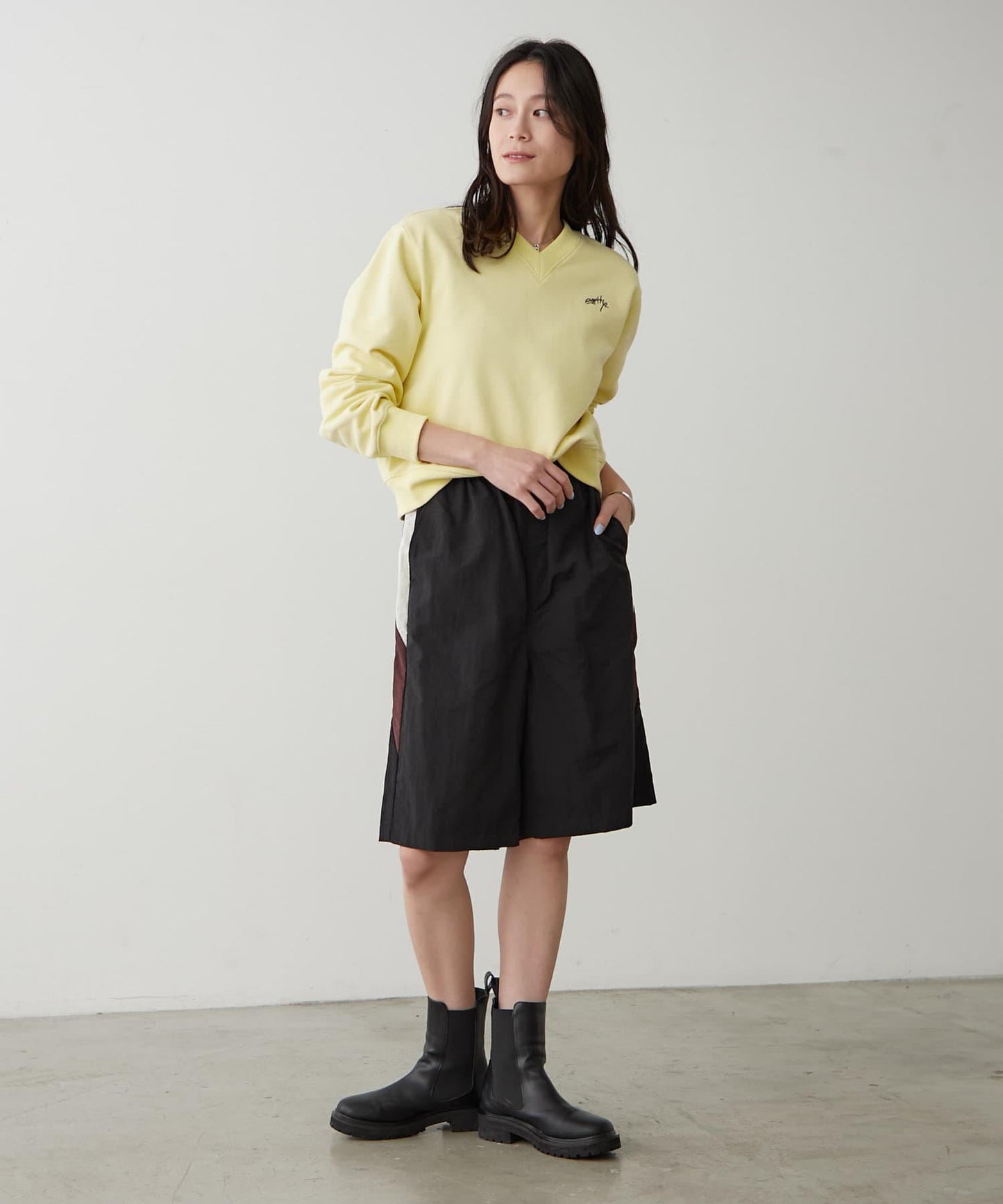 earthy_ 有機棉 V領設計 衛衣