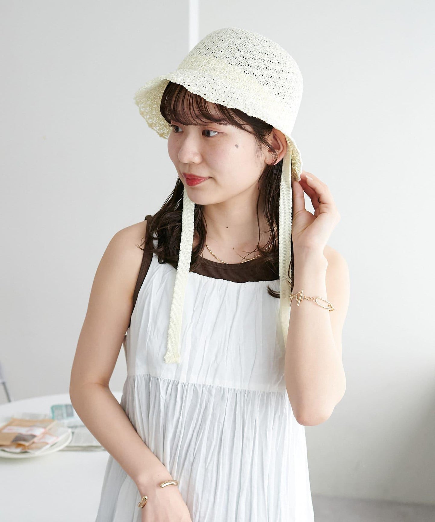 蕾絲編織開叉帽子