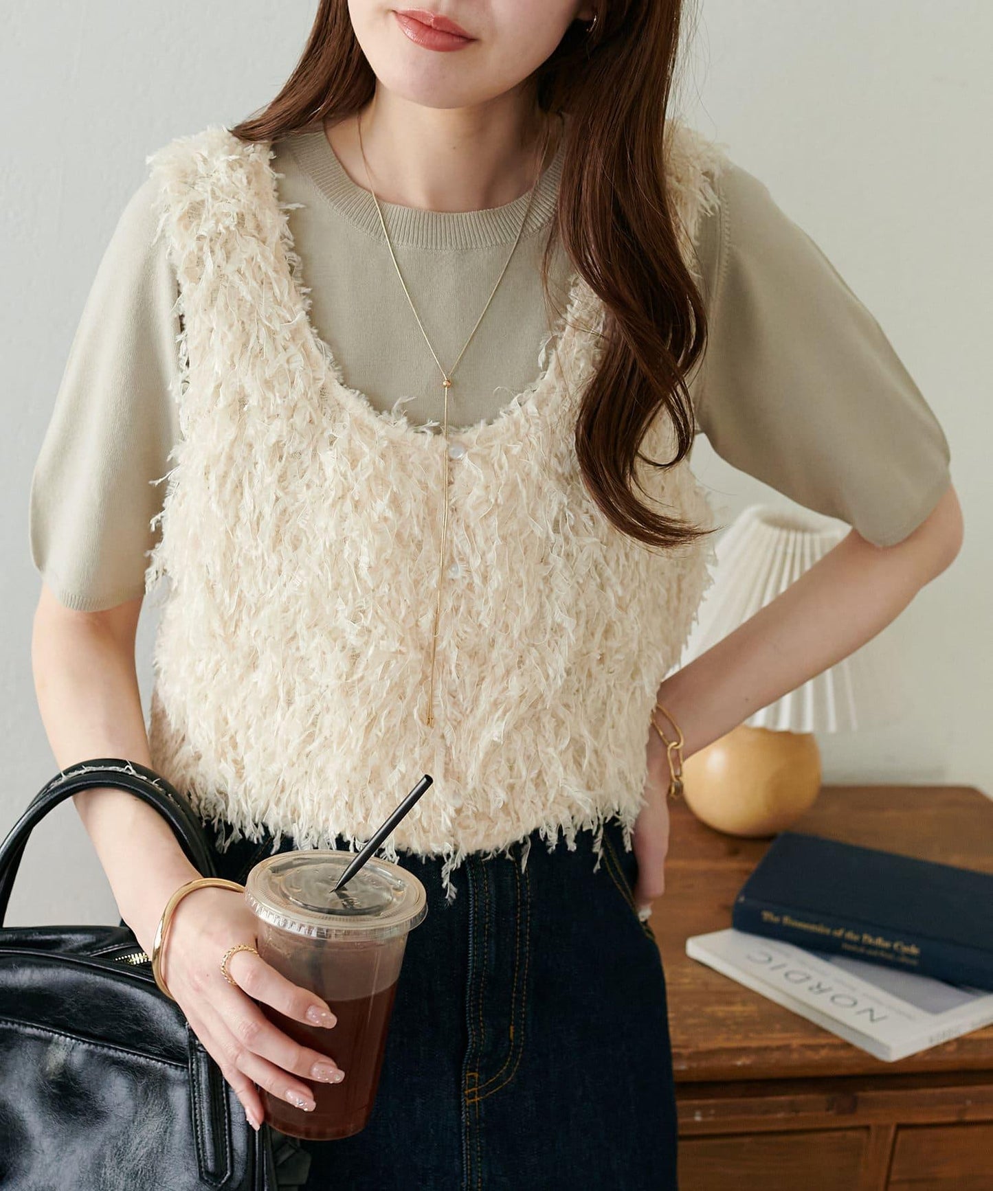 Discoat 清爽柔軟短袖套頭上衣