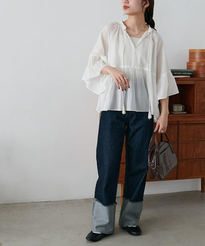 喇叭袖開領襯衫