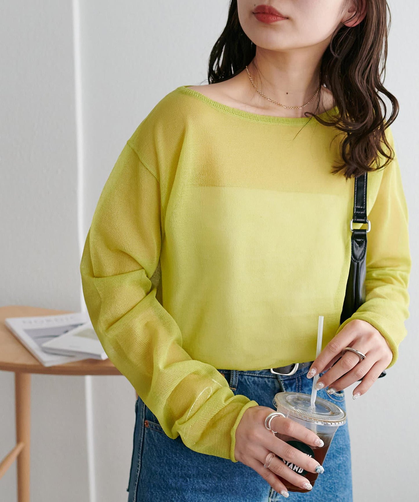 Discoat 透視單肩設計套頭上衣