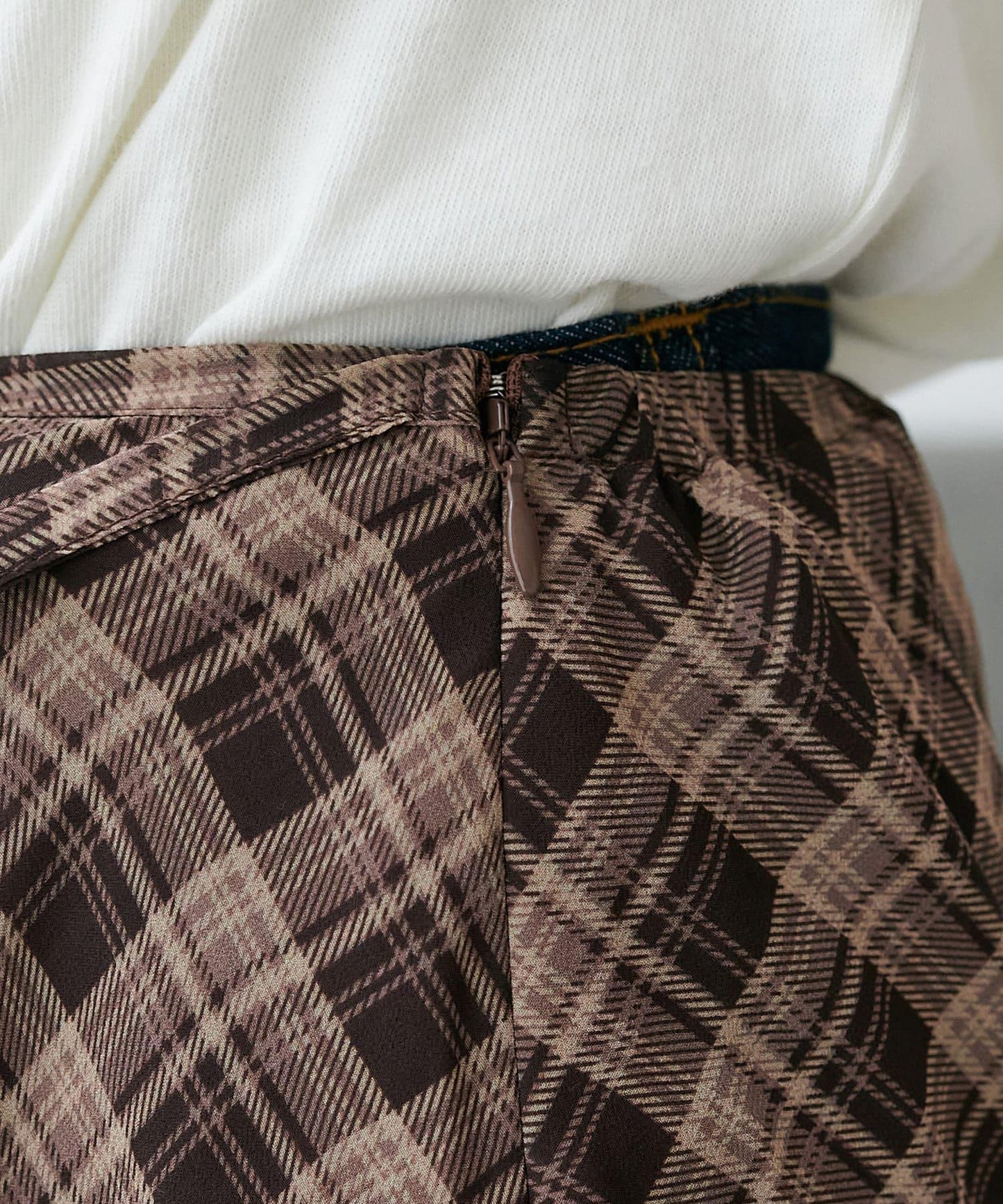 格紋層疊風設計裹身半身裙