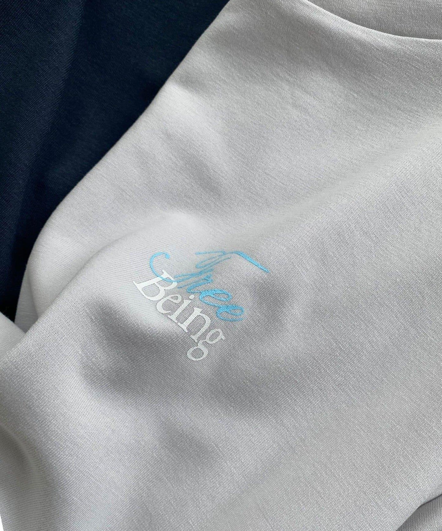 SAKURA企劃 迷你空氣層面料 logo長袖T恤