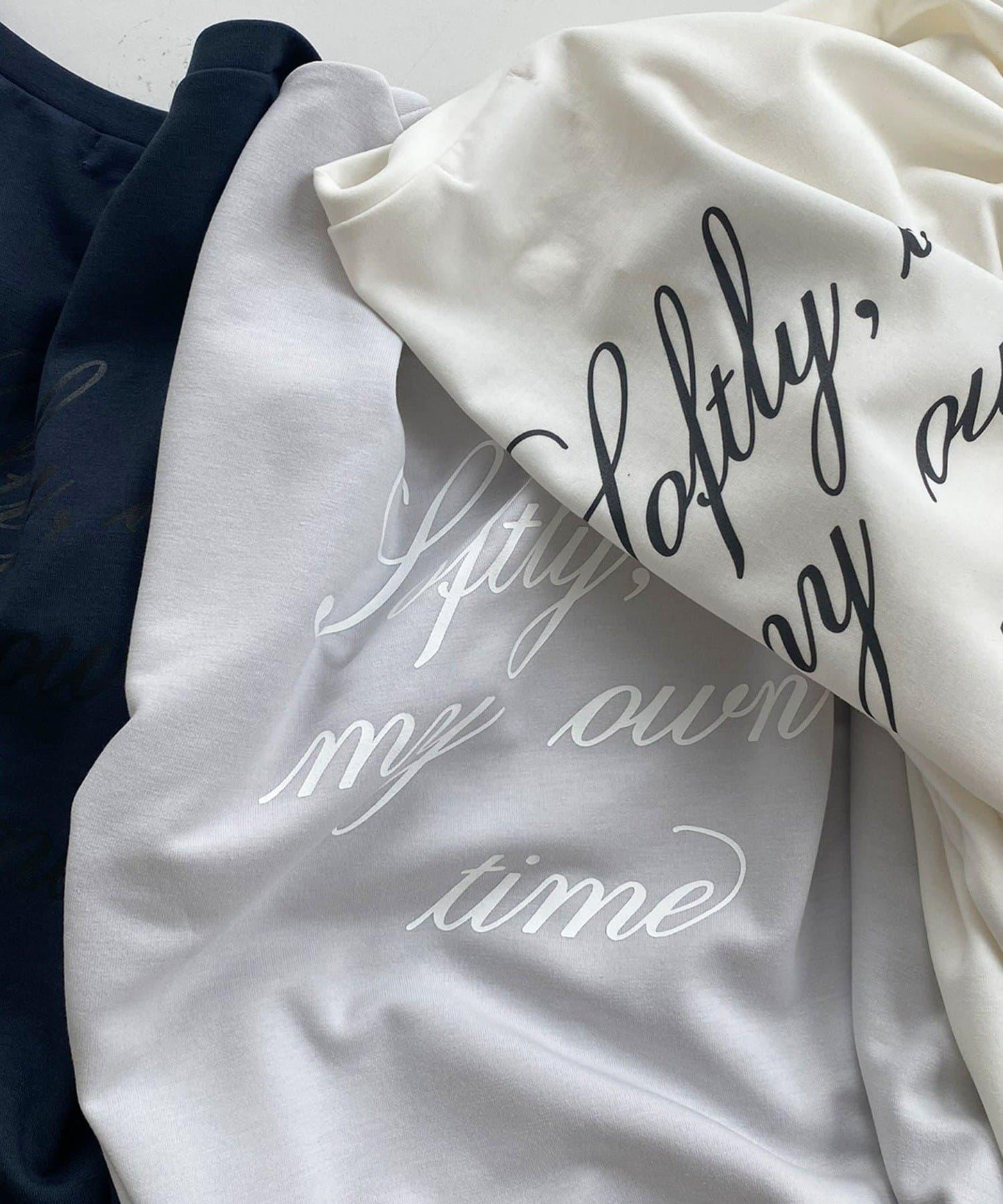 SAKURA企劃 迷你空氣層面料 logo長袖T恤