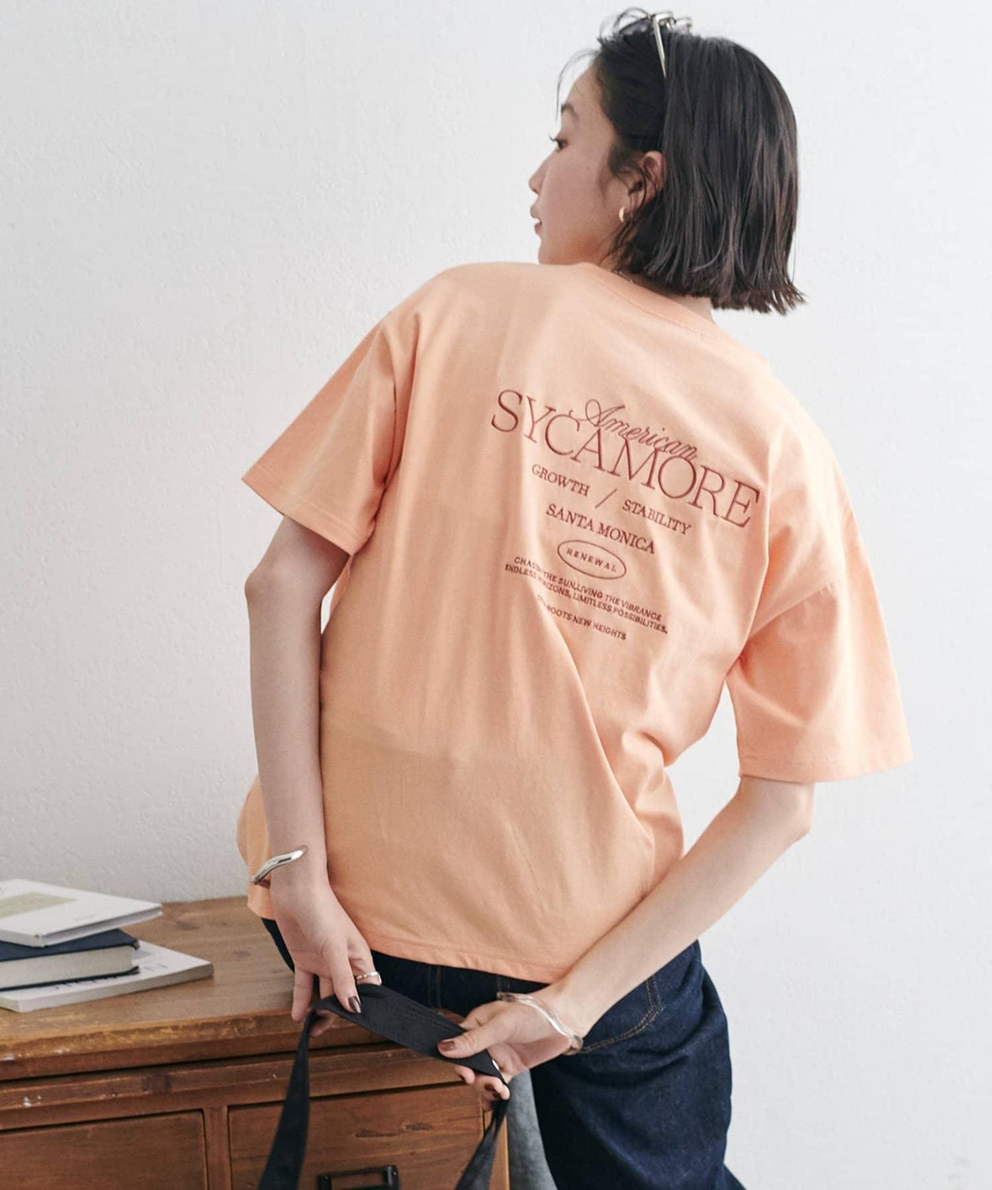 Discoat 彩色刺繡logo T恤