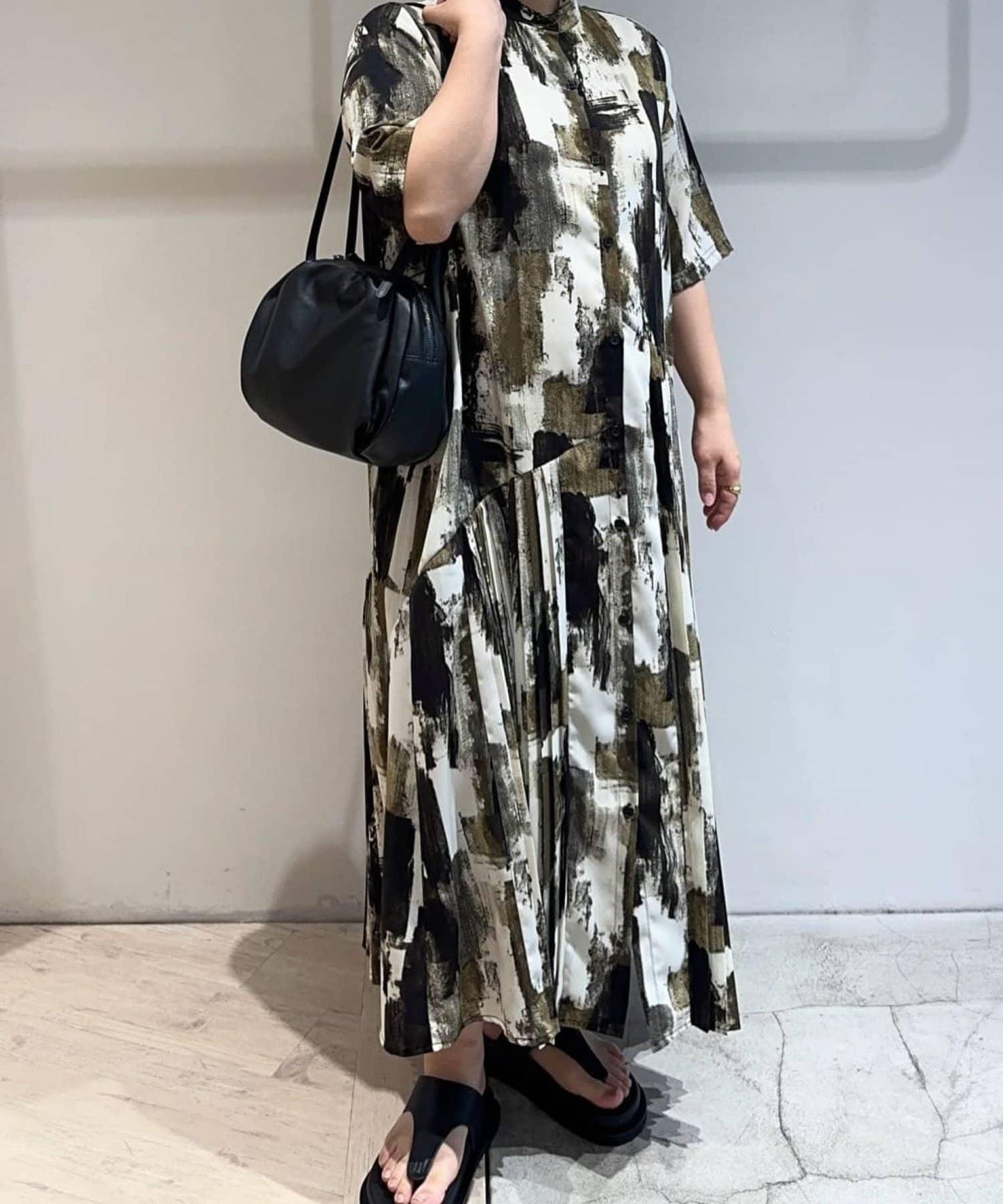 ear PAPILLONNER 短袖 斜向褶皺 連衣裙