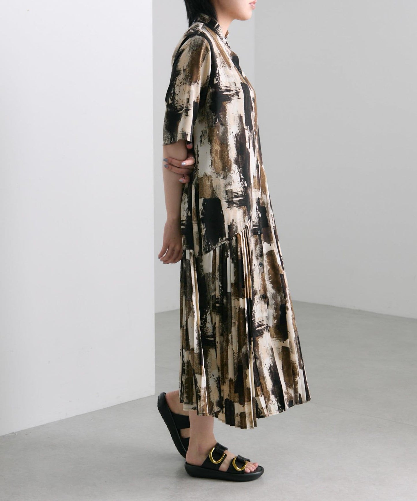 ear PAPILLONNER 短袖 斜向褶皺 連衣裙