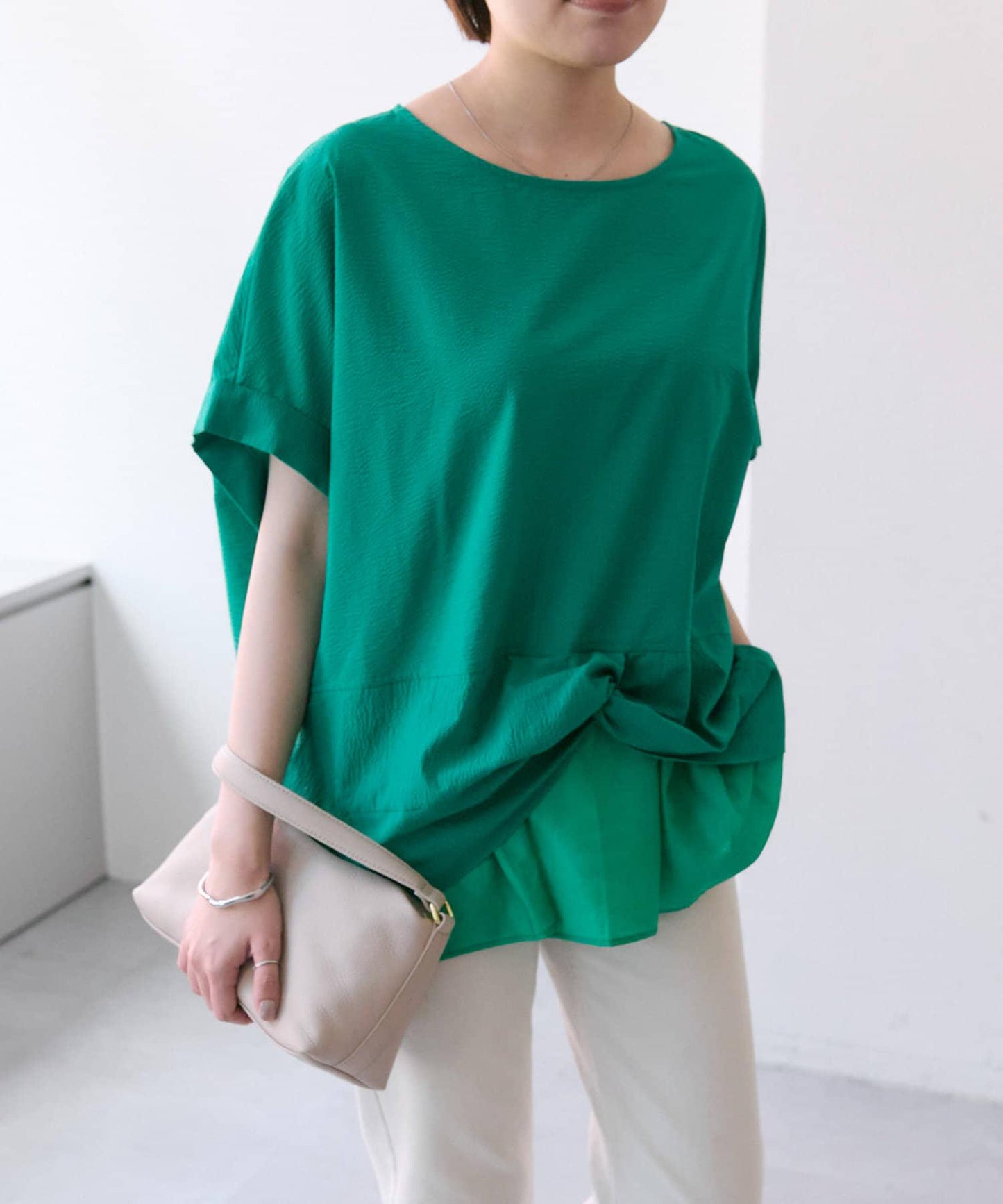 前扭結設計套頭上衣