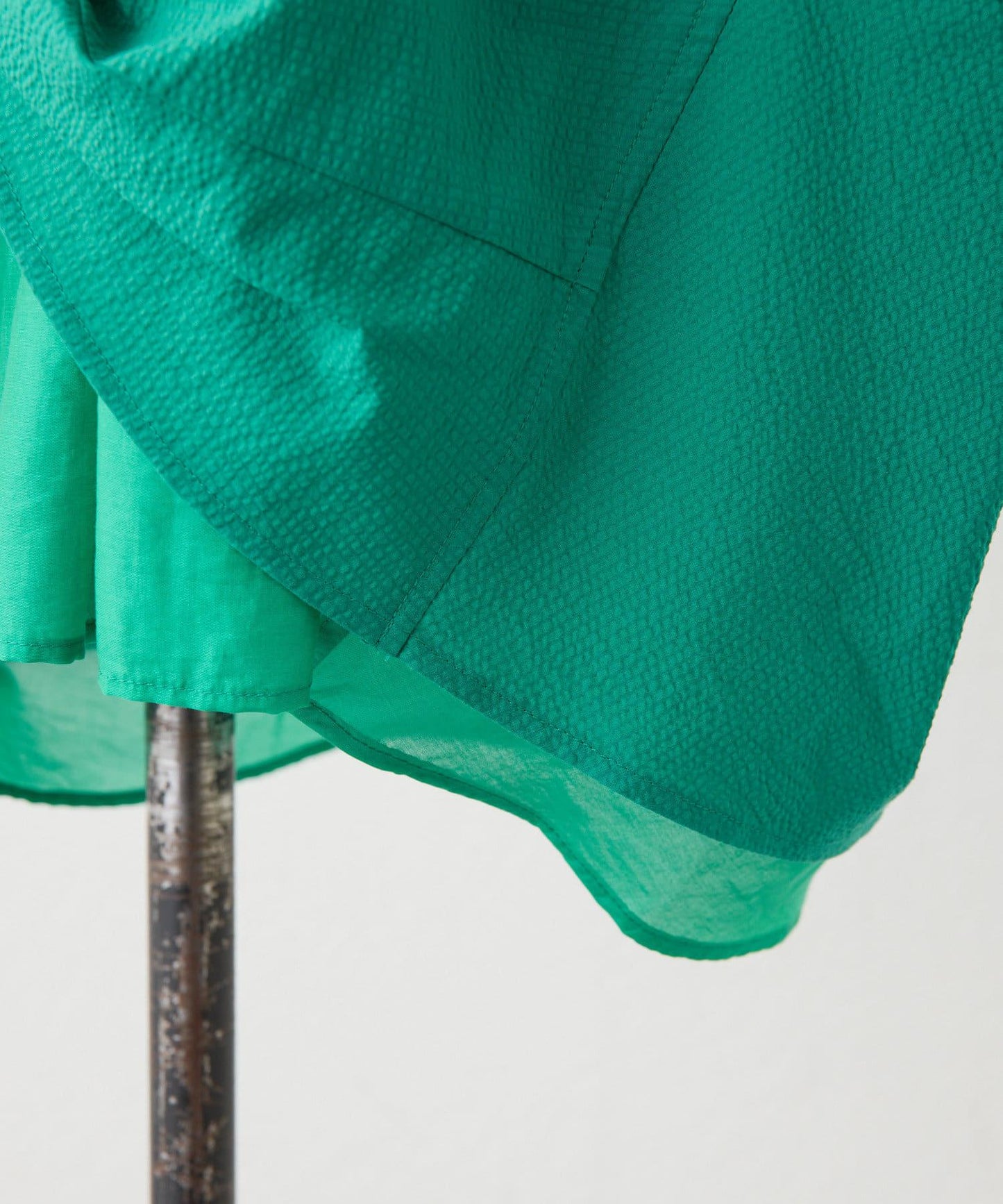 前扭結設計套頭上衣