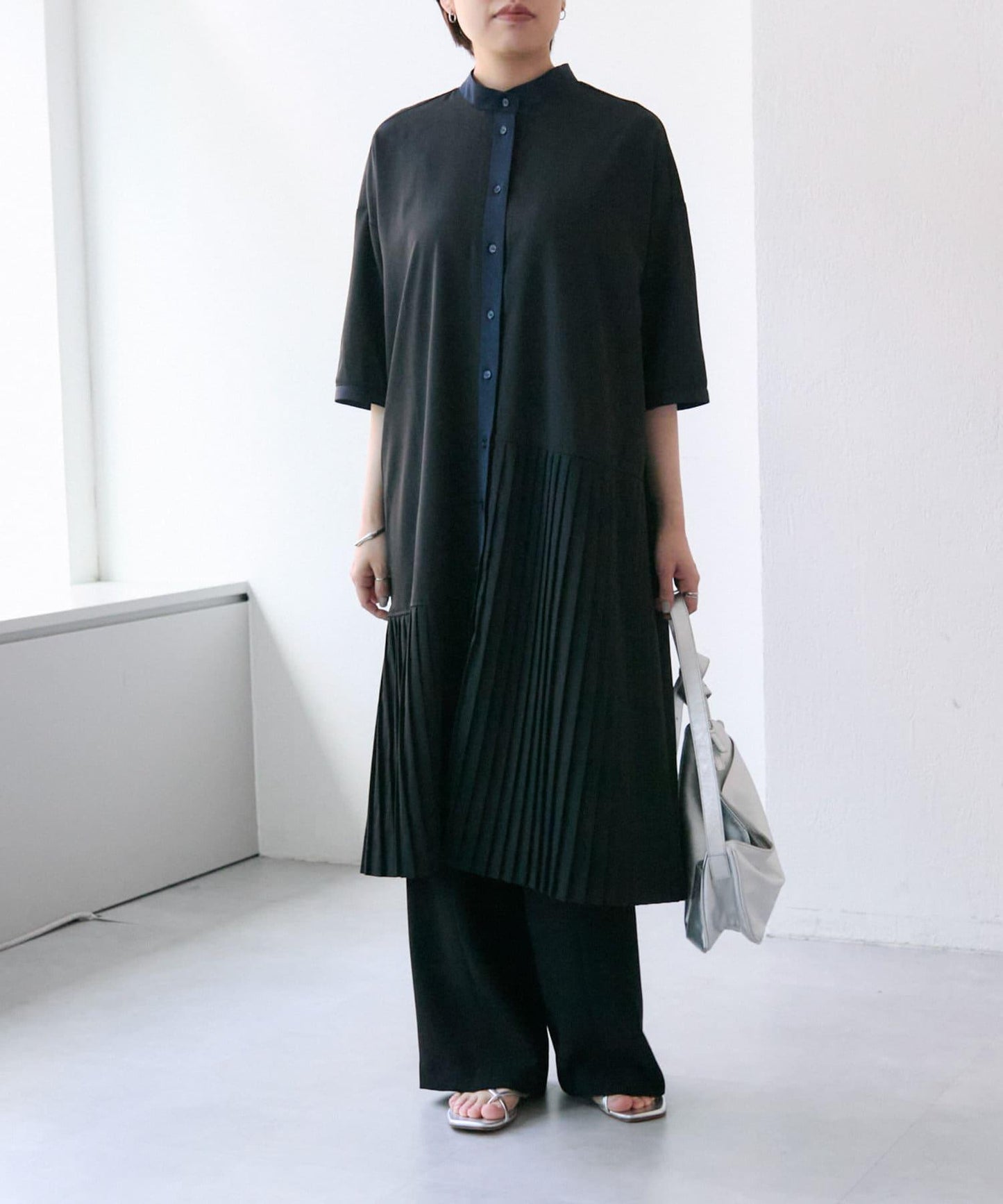 ear PAPILLONNER 短袖 隨機下襬內褶 連衣裙