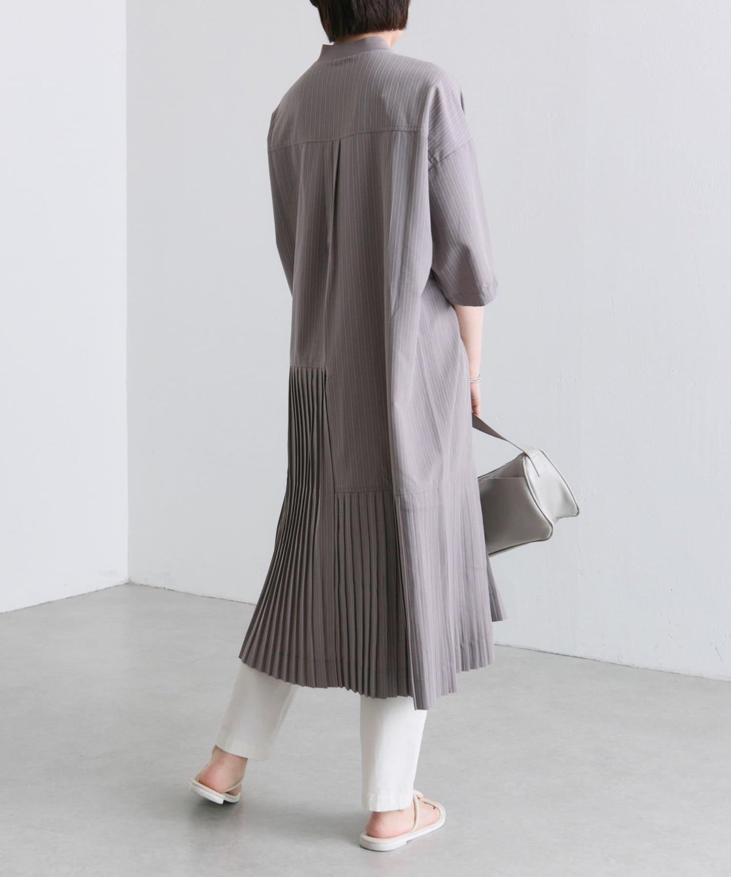 ear PAPILLONNER 短袖 隨機下襬內褶 連衣裙