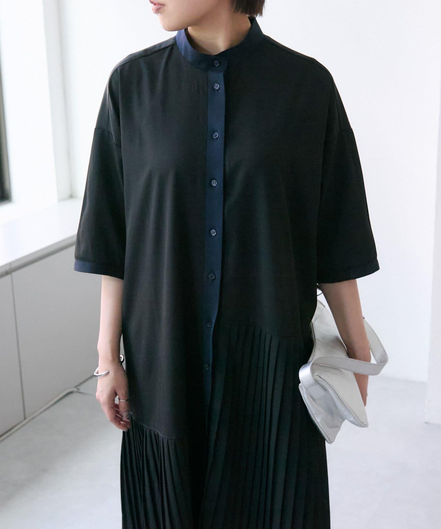 ear PAPILLONNER 短袖 隨機下襬內褶 連衣裙