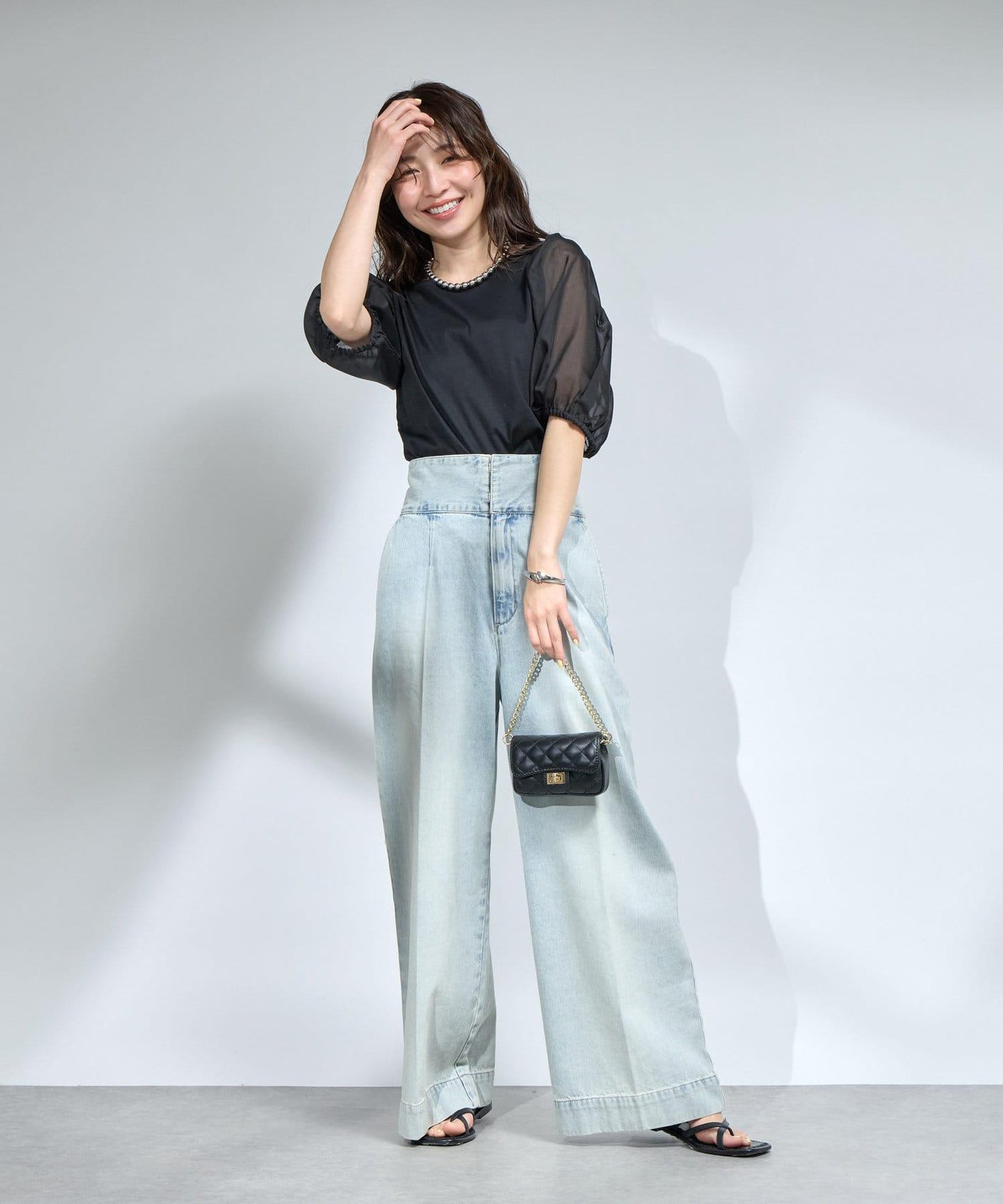 La boutique BonBon 透紗蓬袖上衣