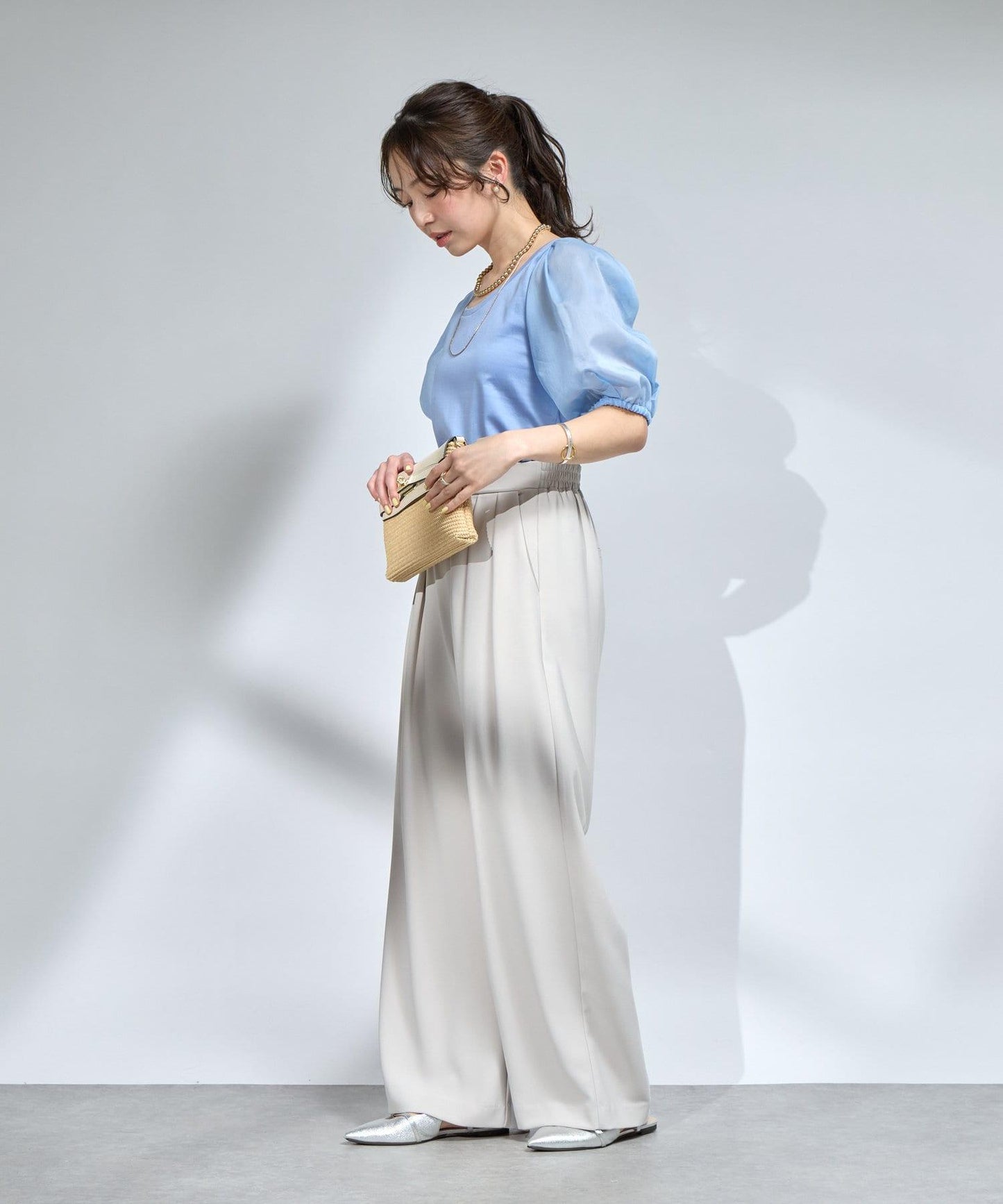 La boutique BonBon 透紗蓬袖上衣