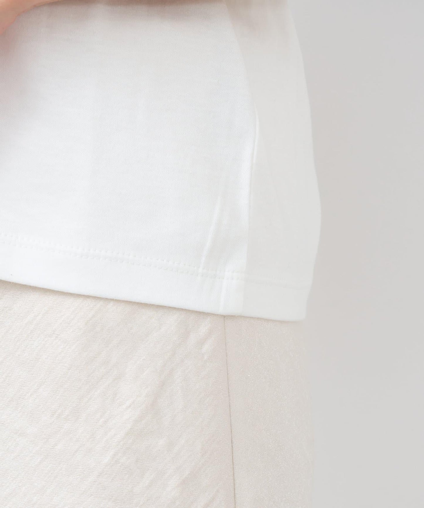 La boutique BonBon 透紗蓬袖上衣