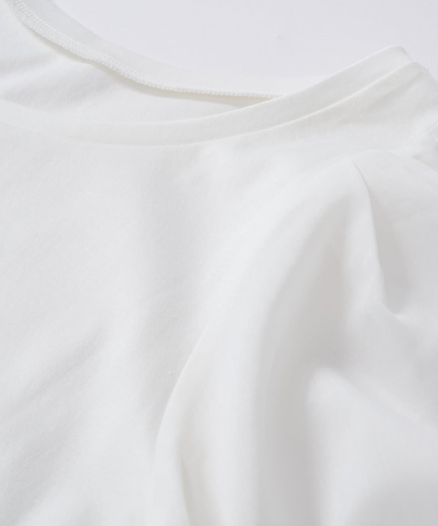 La boutique BonBon 透紗蓬袖上衣