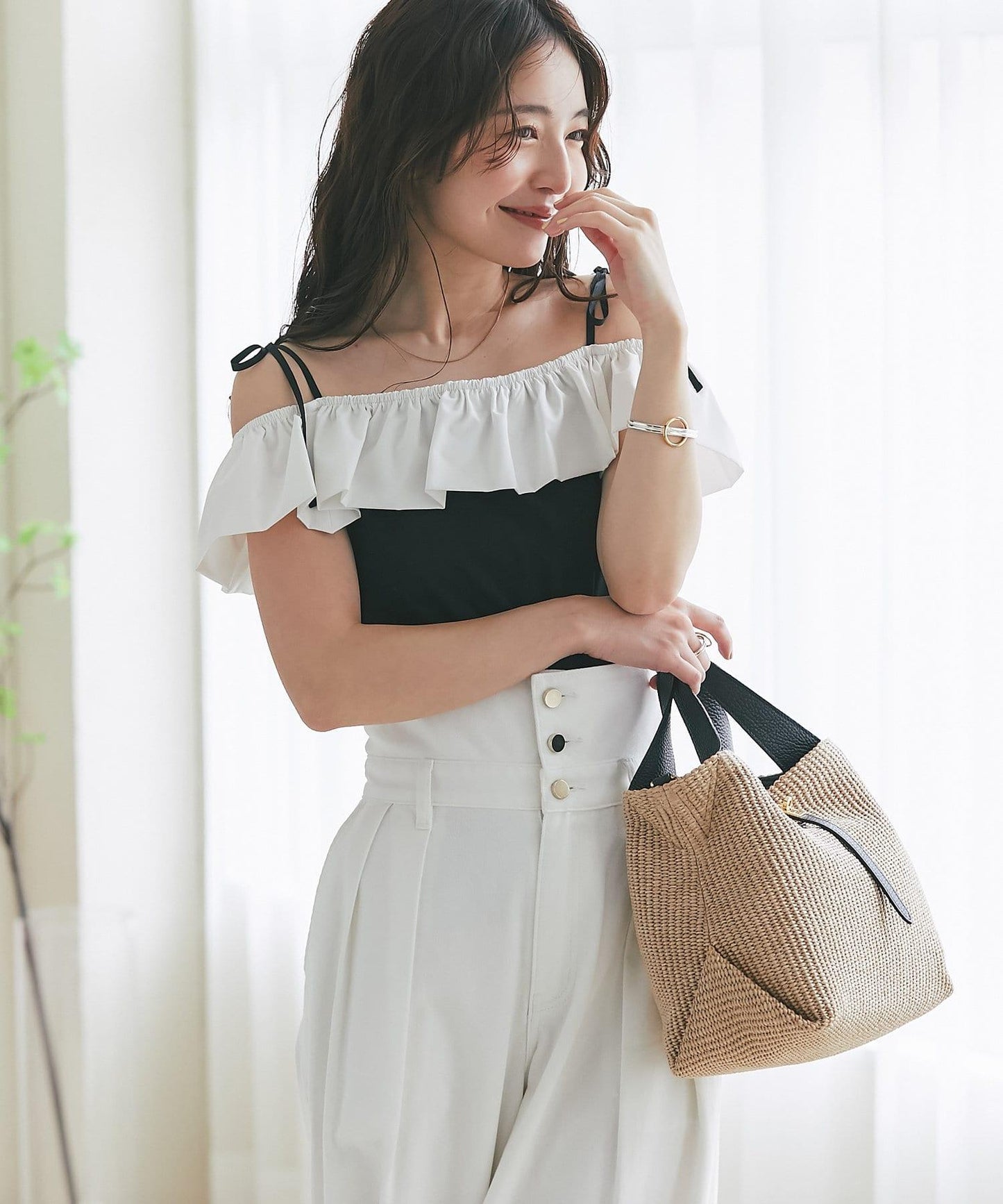 雙色荷葉邊 無袖設計 針織上衣