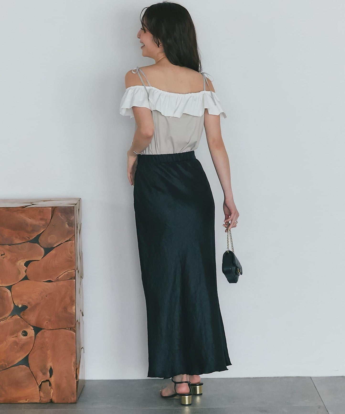 雙色荷葉邊 無袖設計 針織上衣