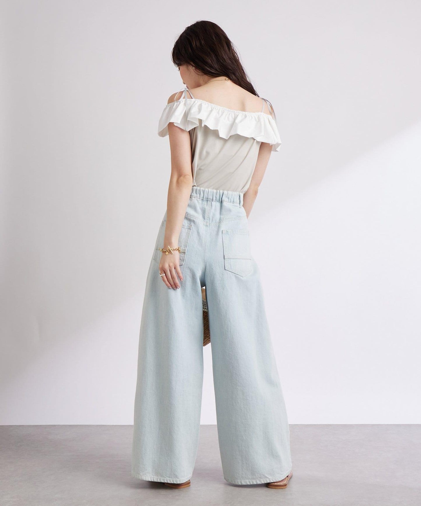 雙色荷葉邊 無袖設計 針織上衣