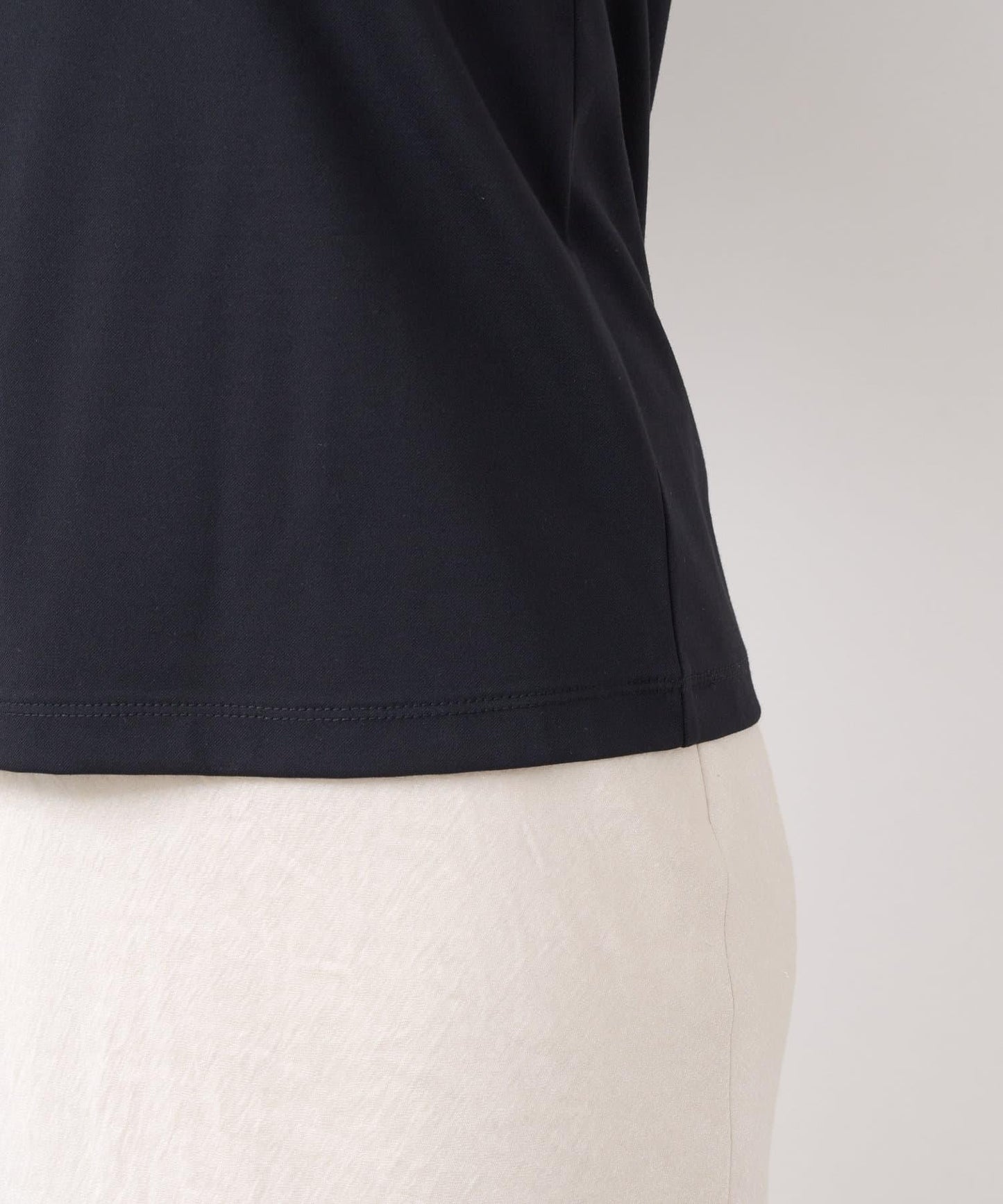 雙色荷葉邊 無袖設計 針織上衣