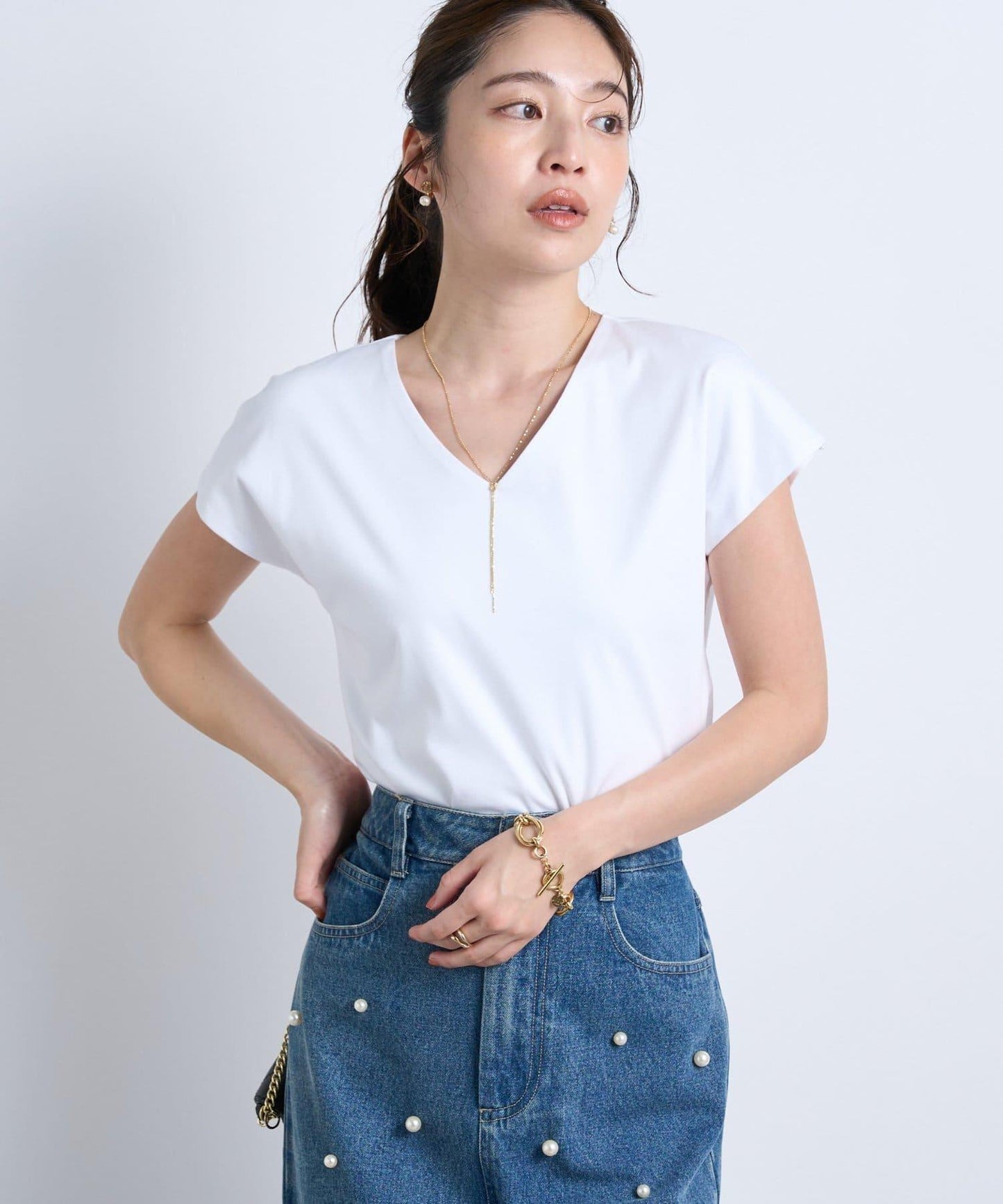 La boutique BonBon 法式V領T恤