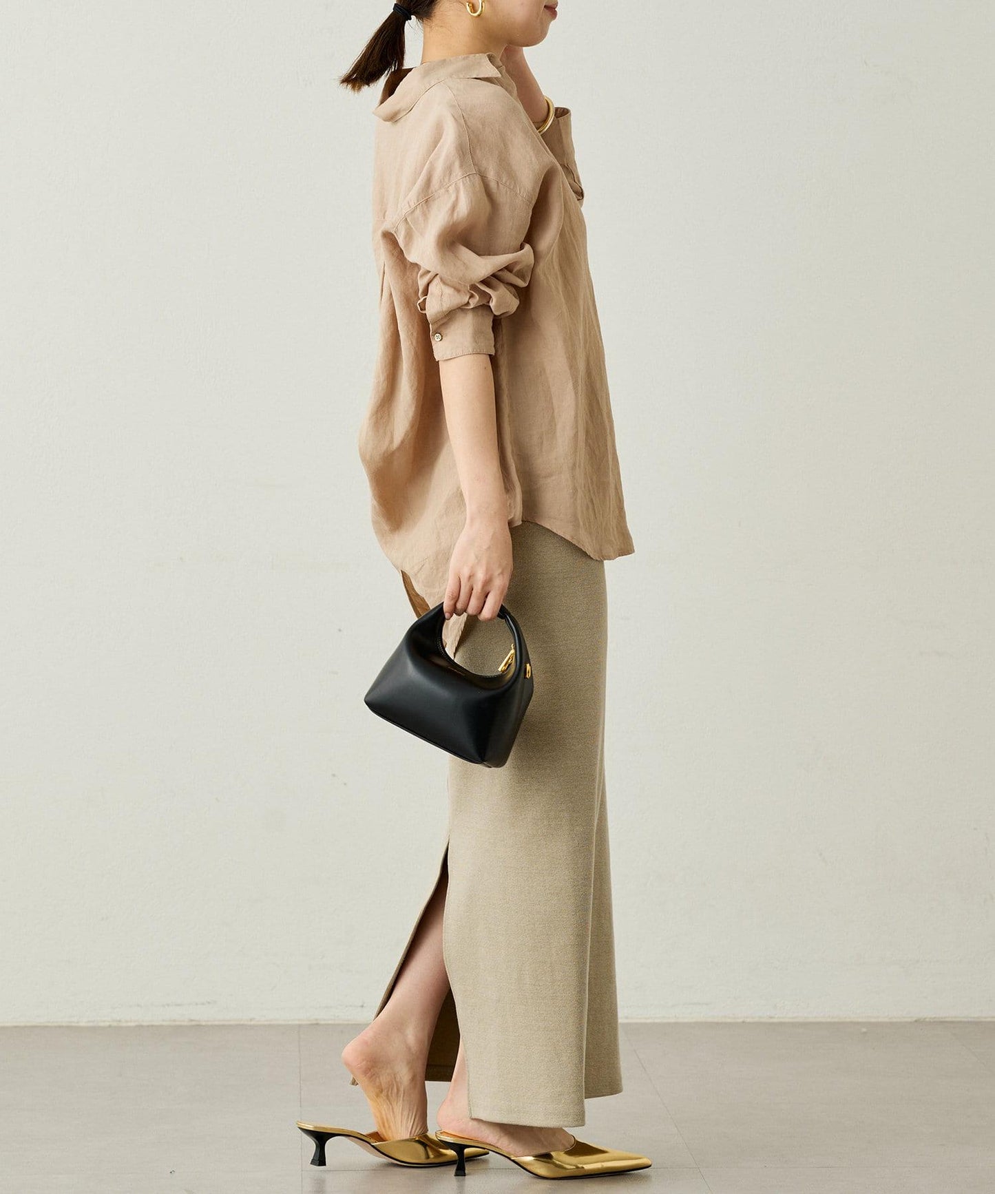 Loungedress 亞麻後繫帶襯衫