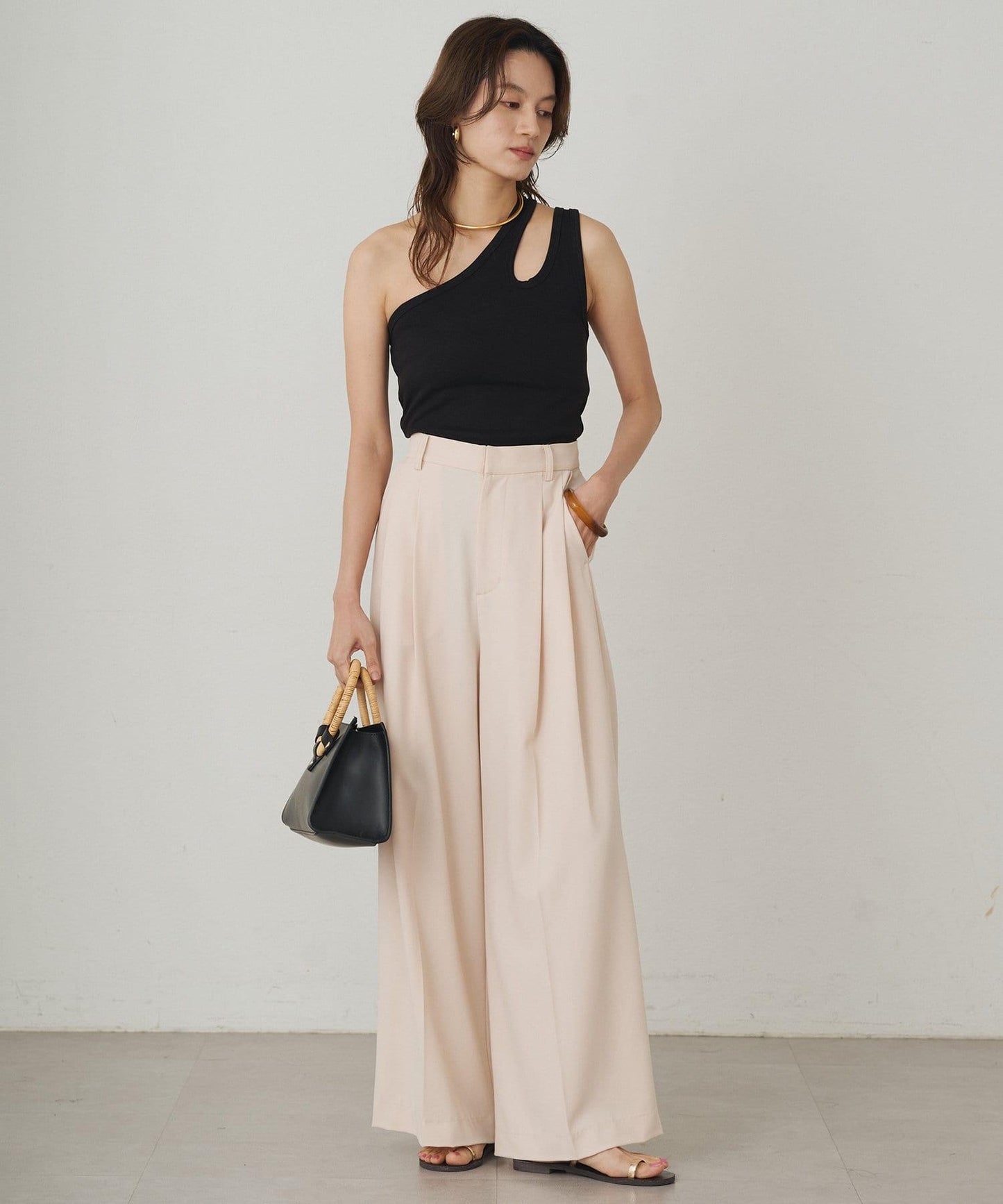 Loungedress 不對稱剪裁 背心