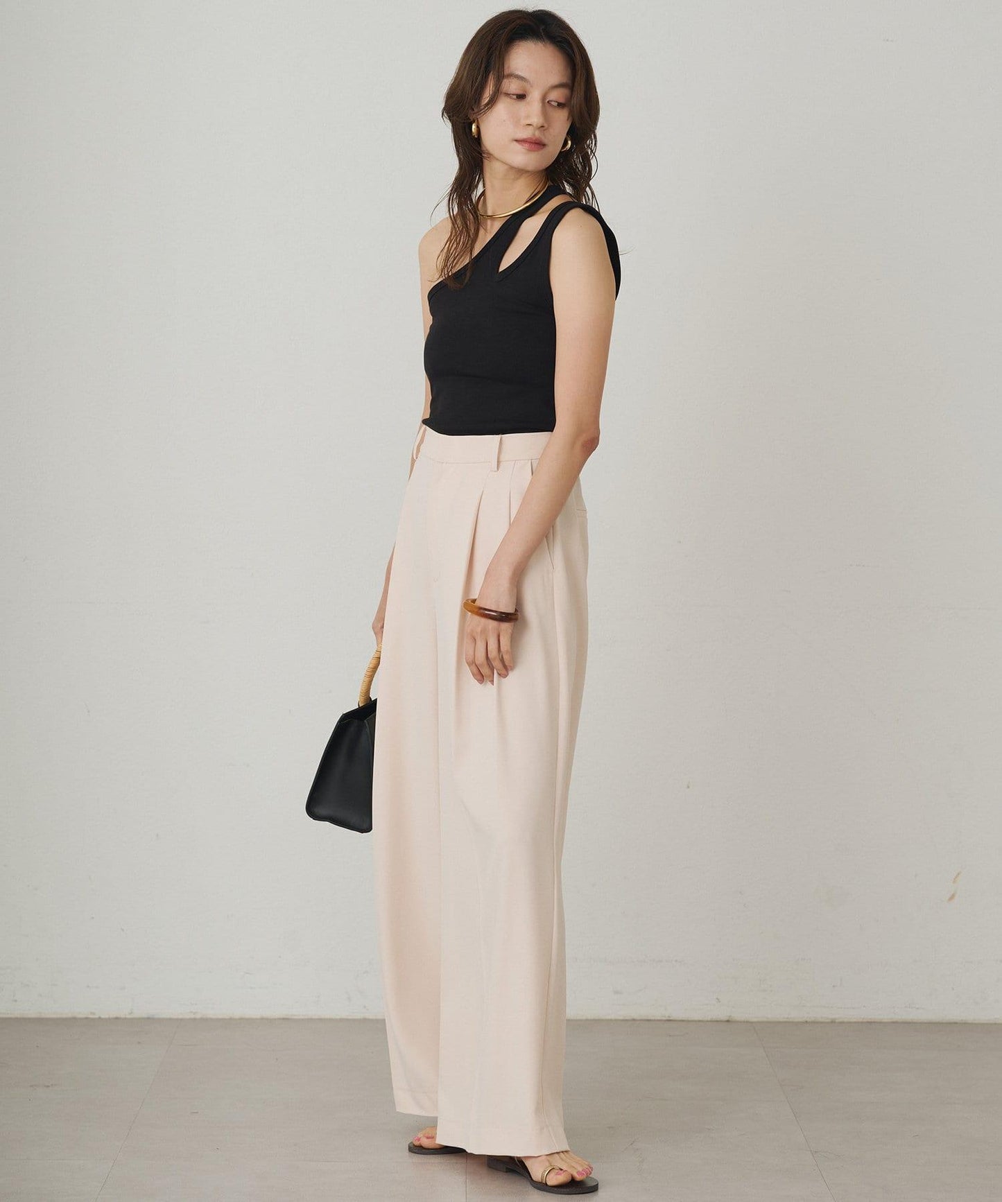 Loungedress 不對稱剪裁 背心