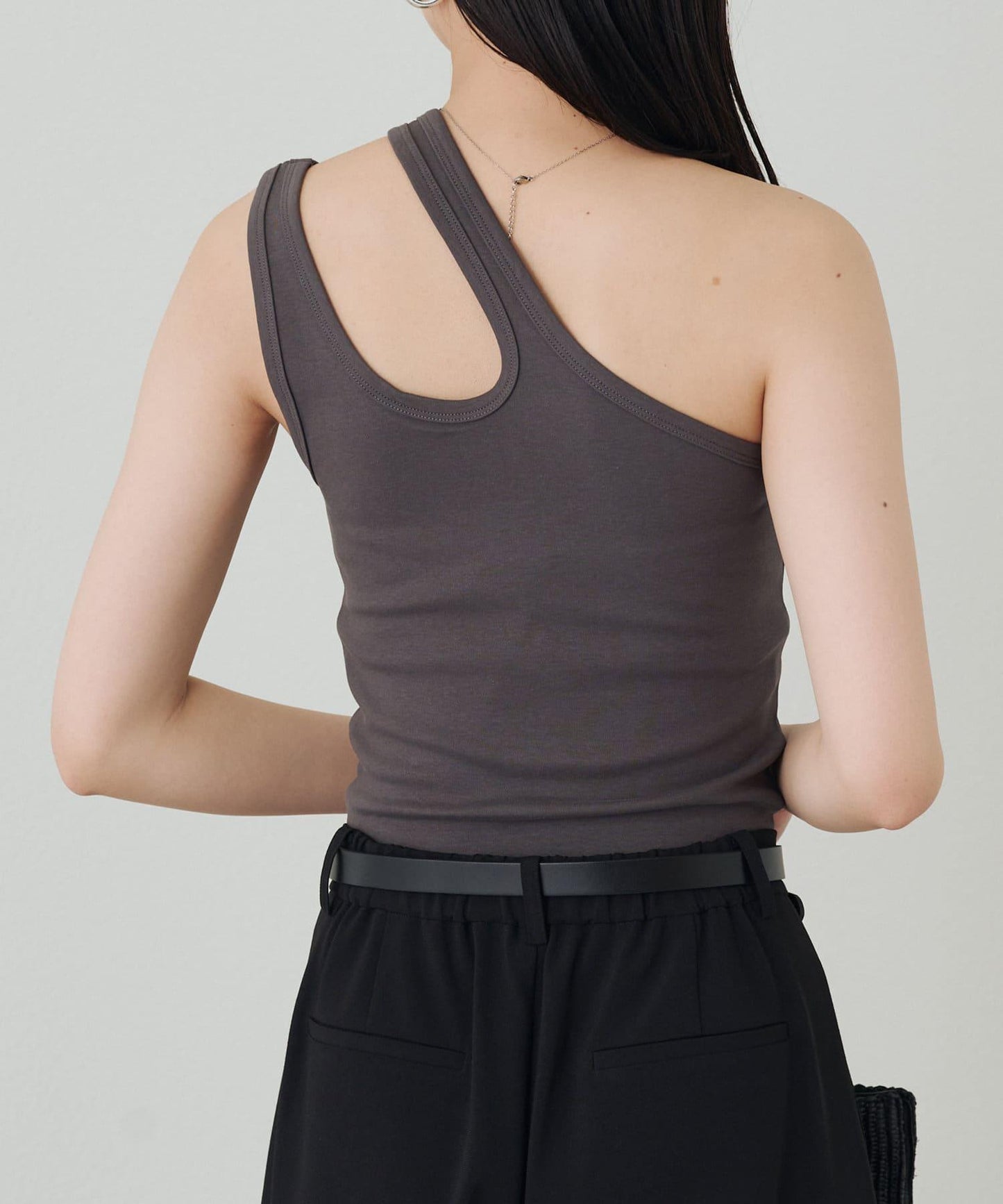 Loungedress 不對稱剪裁 背心