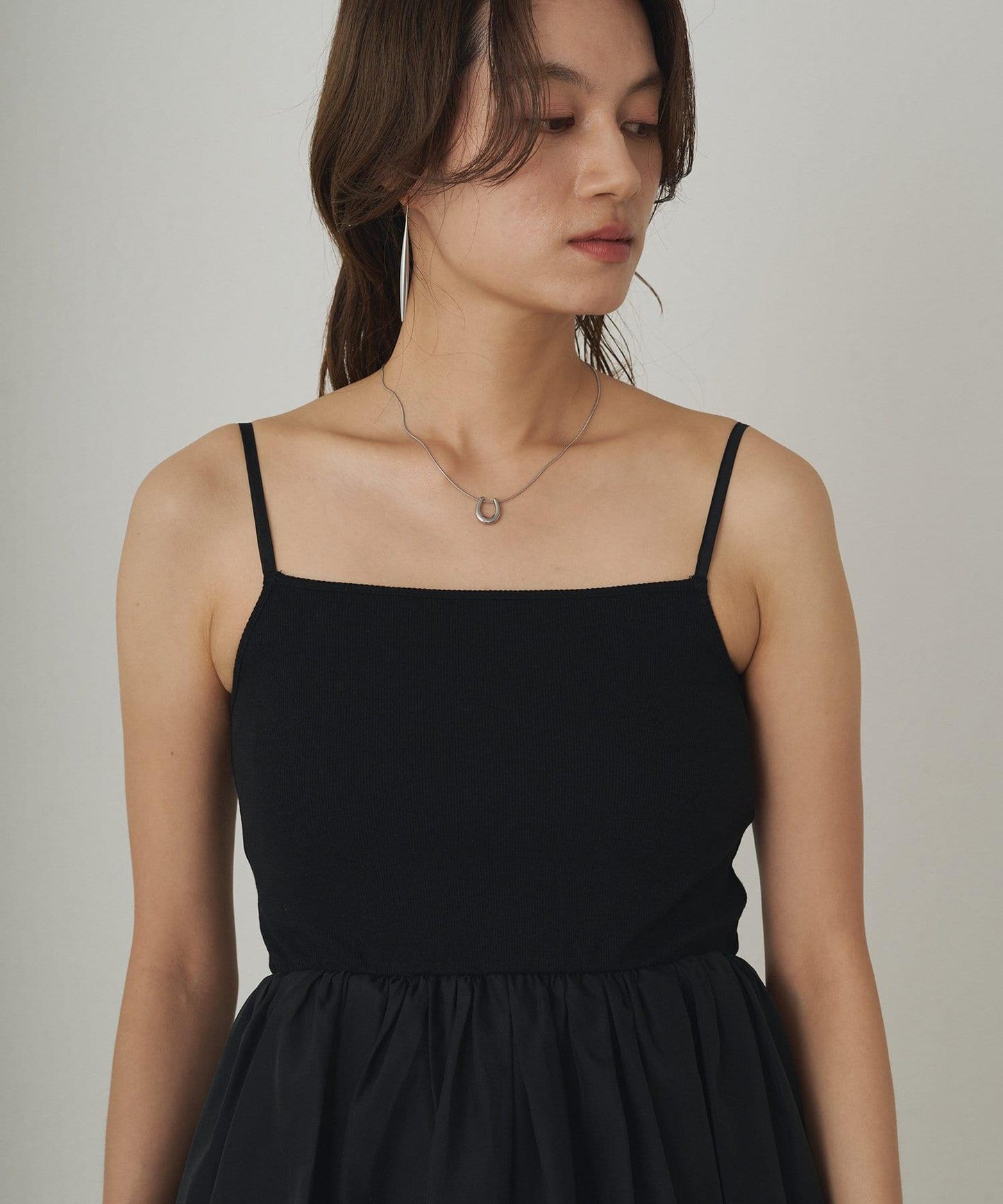 Loungedress 蓬鬆設計 內搭吊帶背心