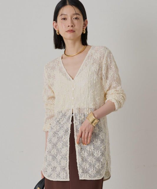 鏤空蕾絲V領襯衫