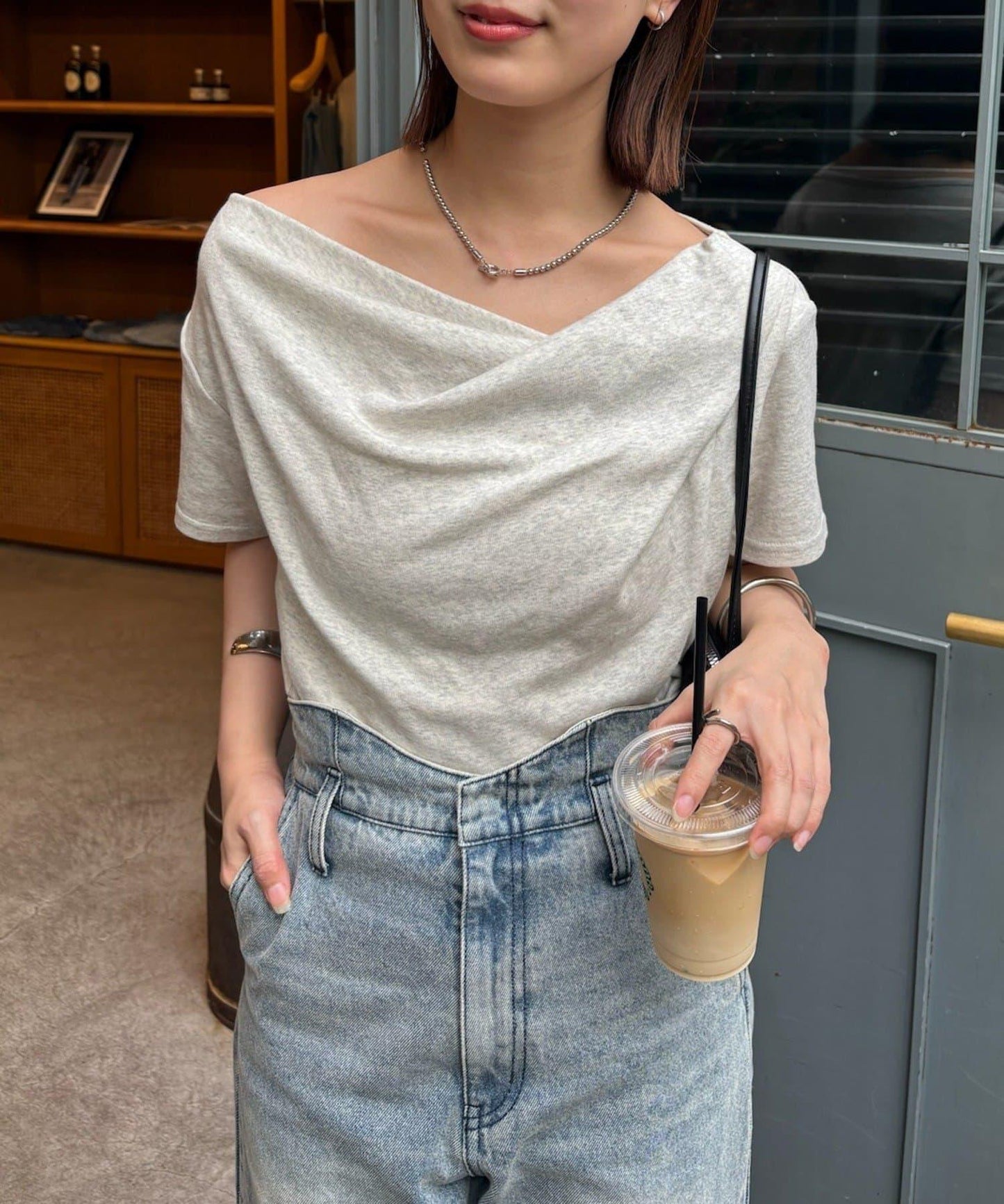 mystic 露肩設計T恤