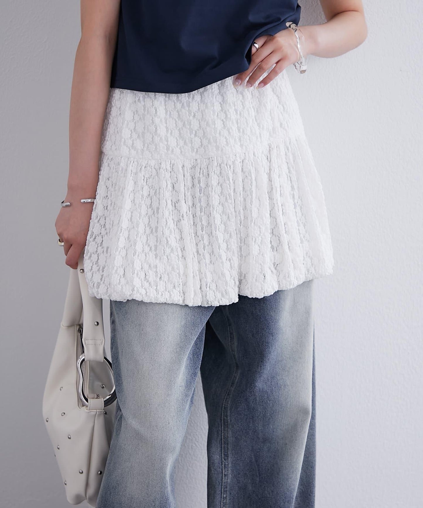 mystic 蕾絲泡泡設計 彈力面料 迷你半身裙