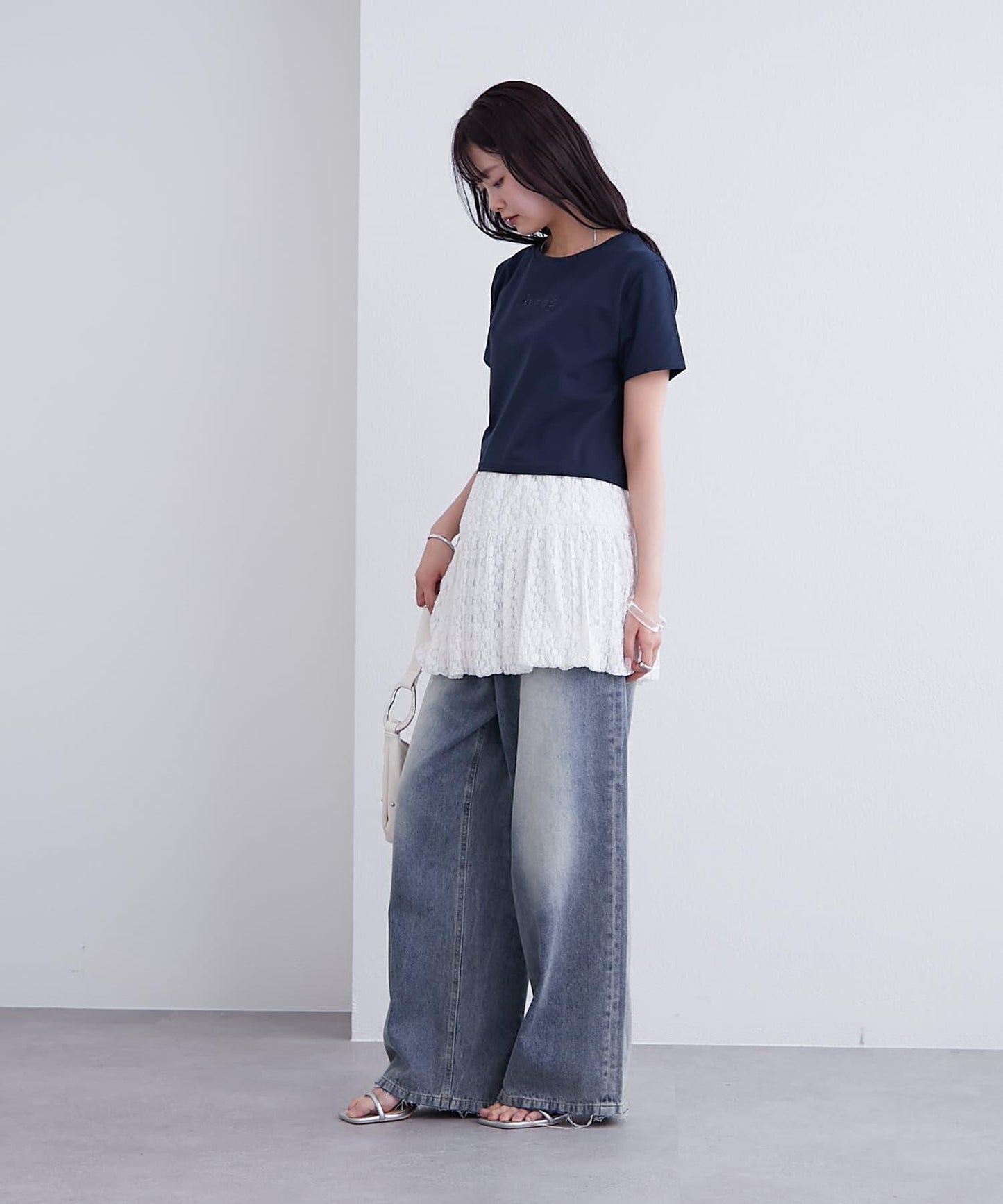 mystic 蕾絲泡泡設計 彈力面料 迷你半身裙