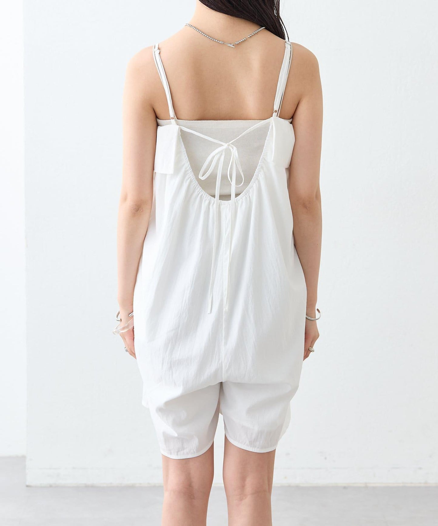 mystic 荷葉邊短款連體褲