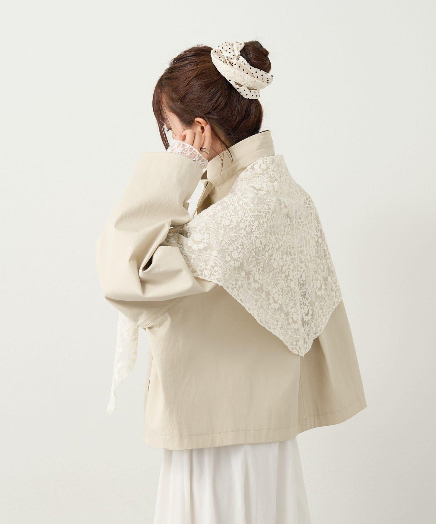 多種蕾絲拼接 絲巾