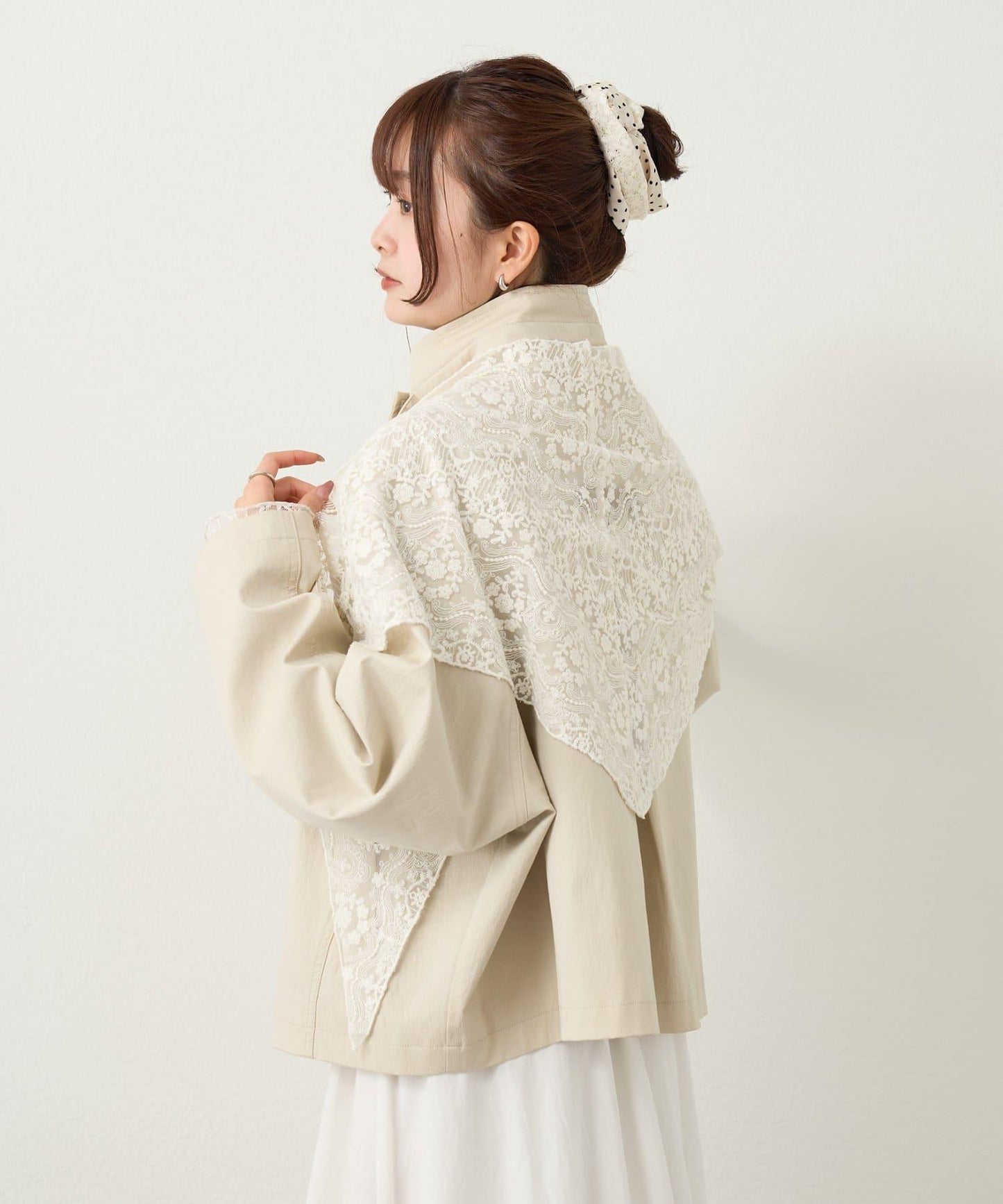 多種蕾絲拼接 絲巾