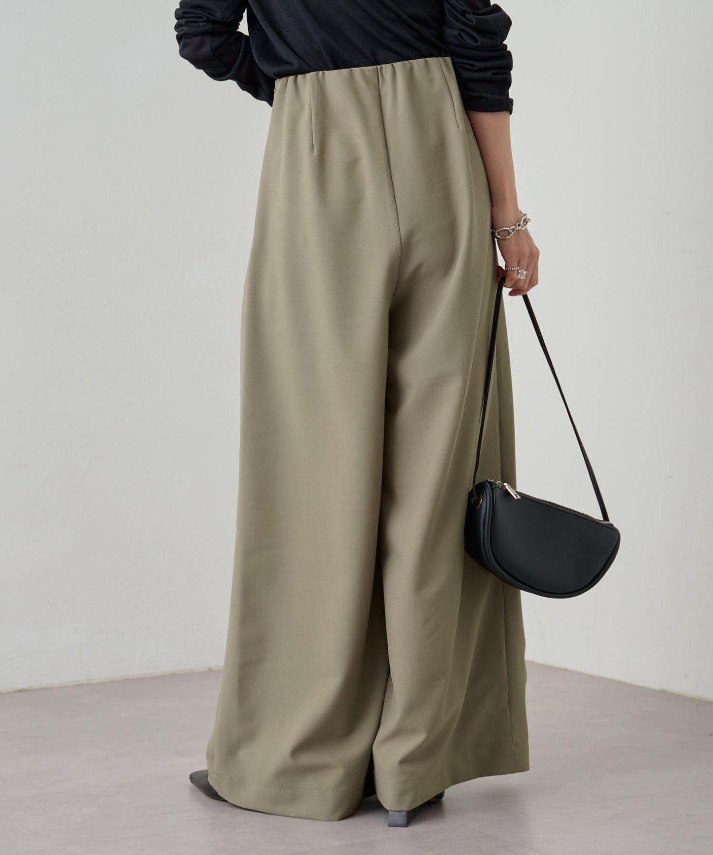 Omekashi 雙褶設計 休閒褲