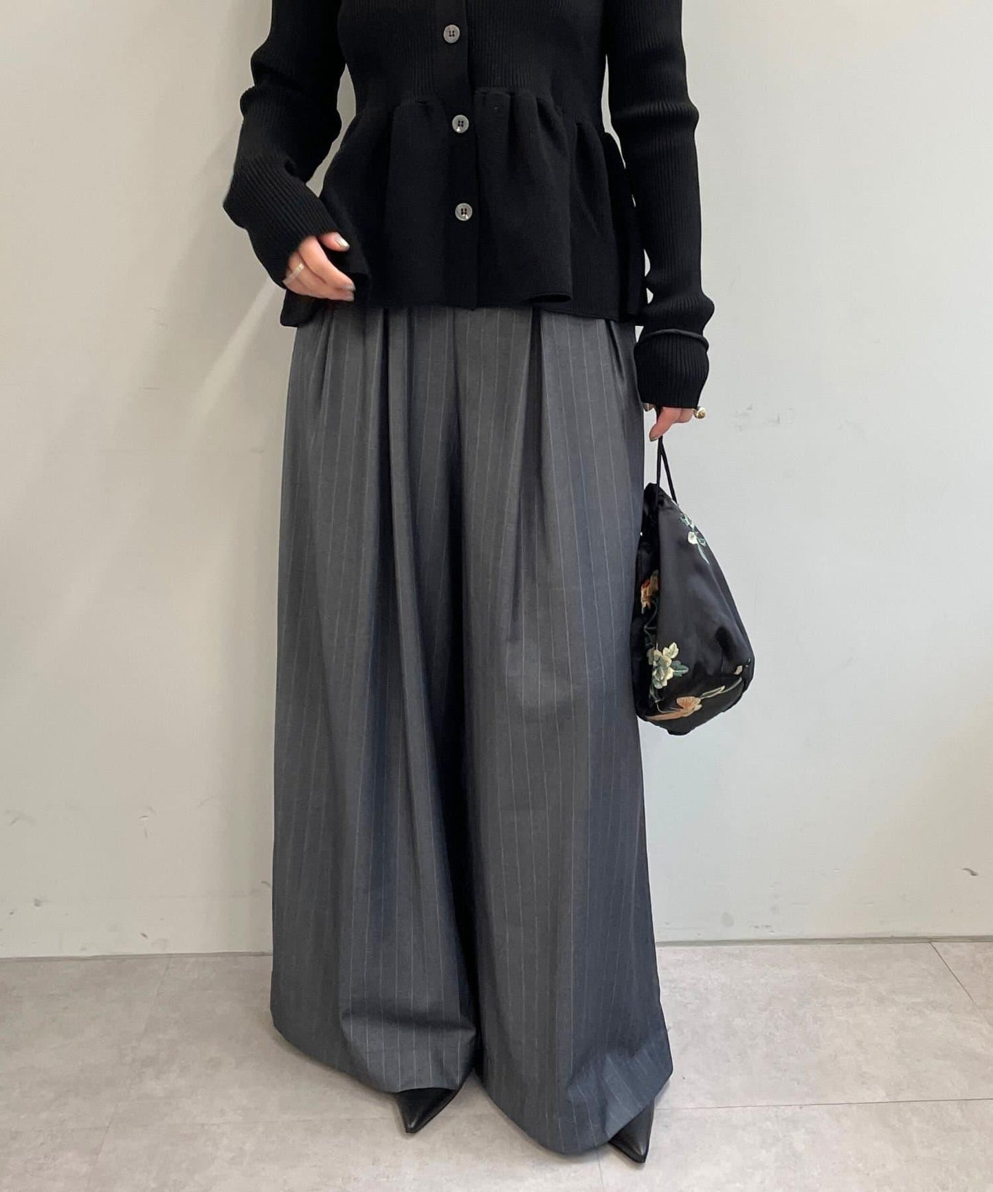 Omekashi 雙褶設計 休閒褲