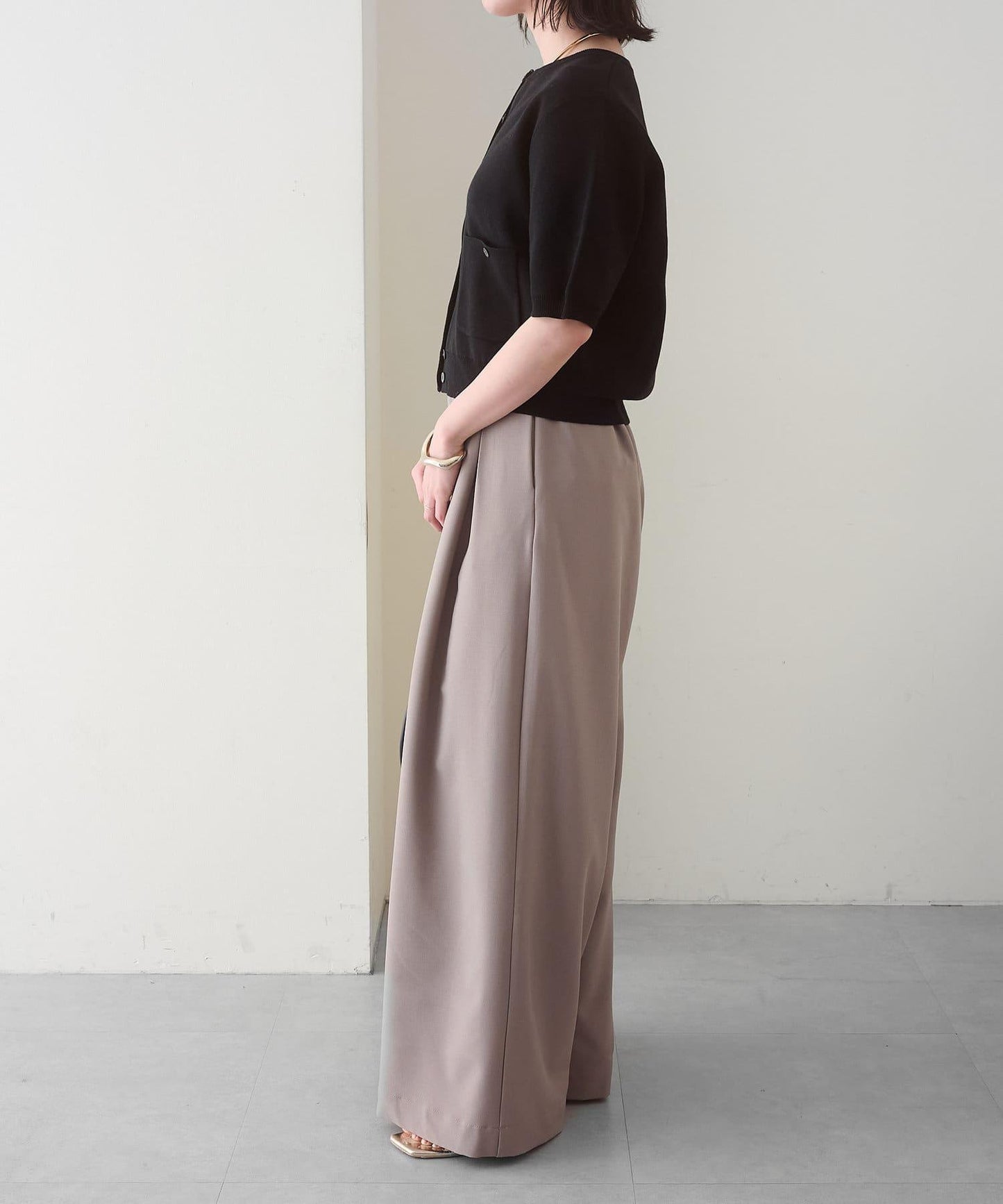 Omekashi 雙褶設計 休閒褲