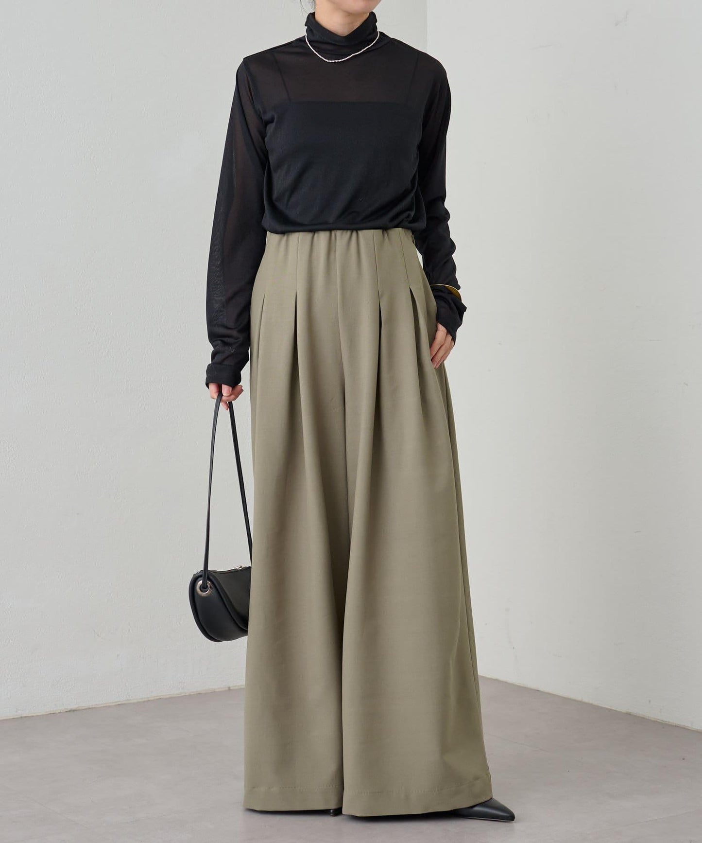 Omekashi 雙褶設計 休閒褲